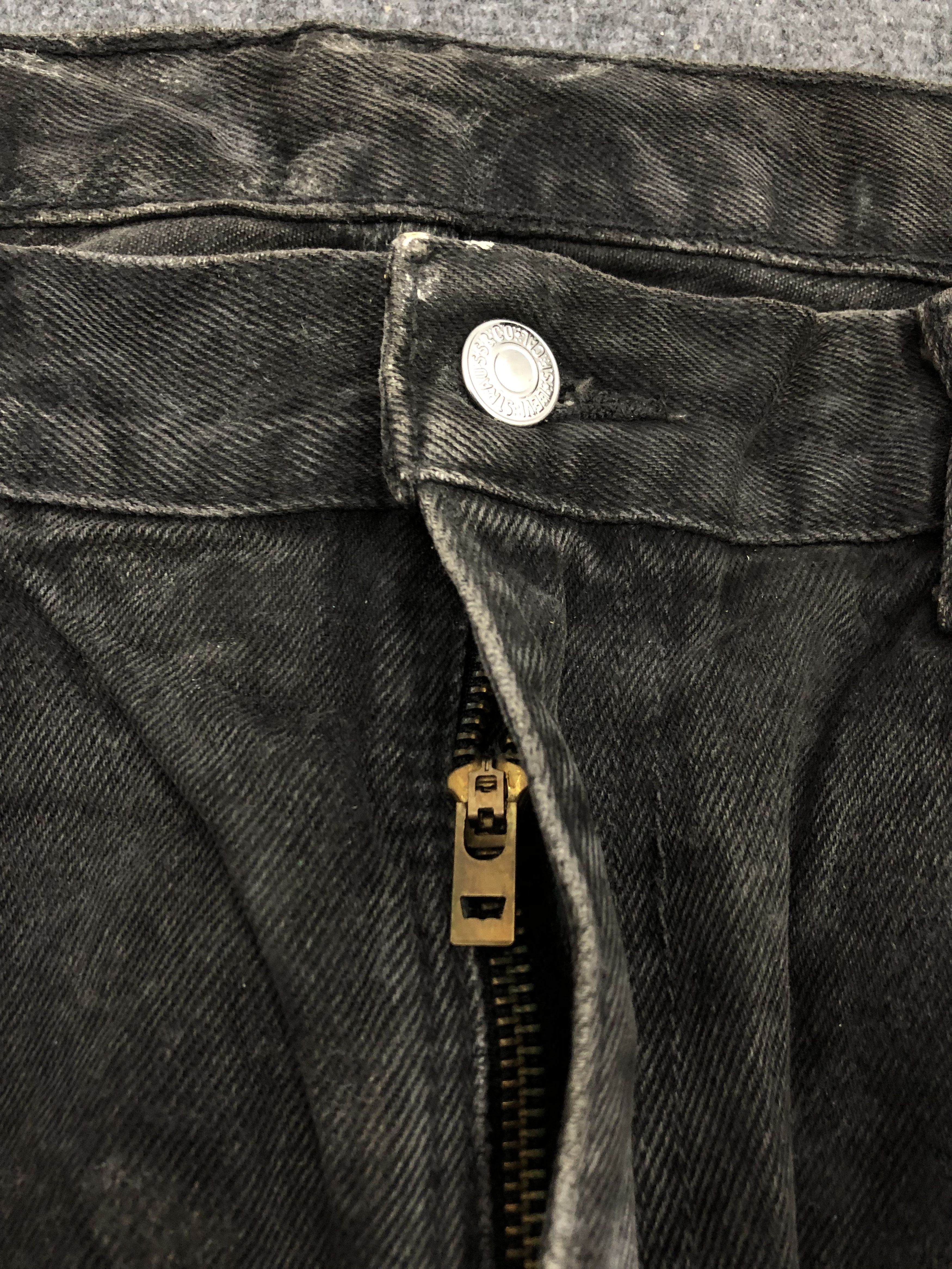 Levi's Vintage Levis 550 Faded Black Baggy Jeans DP1291 Size US 37 - 12 Thumbnail