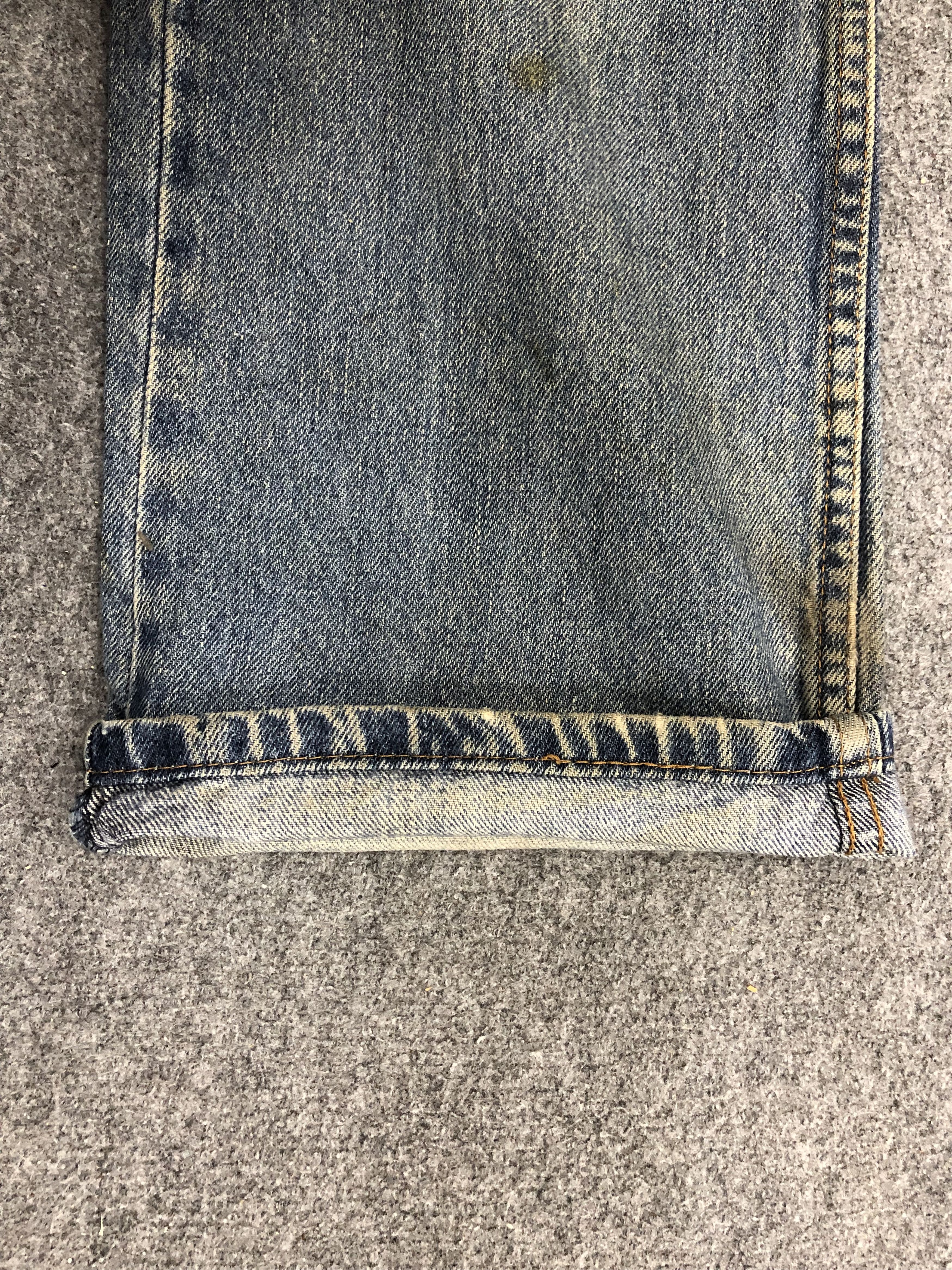 Levi's × Vintage Vintage Levis Faded Blue Dirty Jeans Size US 34 / EU 50 - 11 Thumbnail
