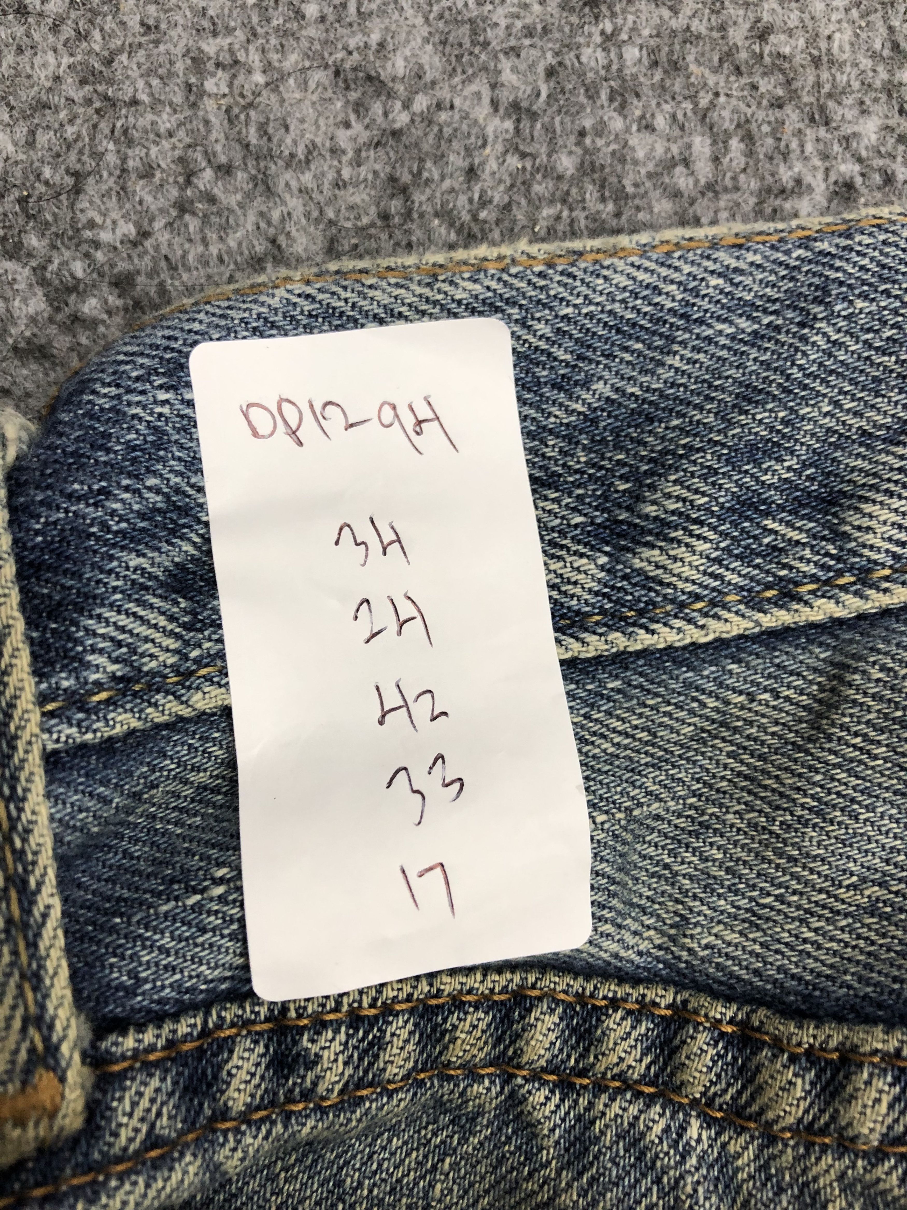 Levi's × Vintage Vintage Levis Faded Blue Dirty Jeans Size US 34 / EU 50 - 13 Thumbnail