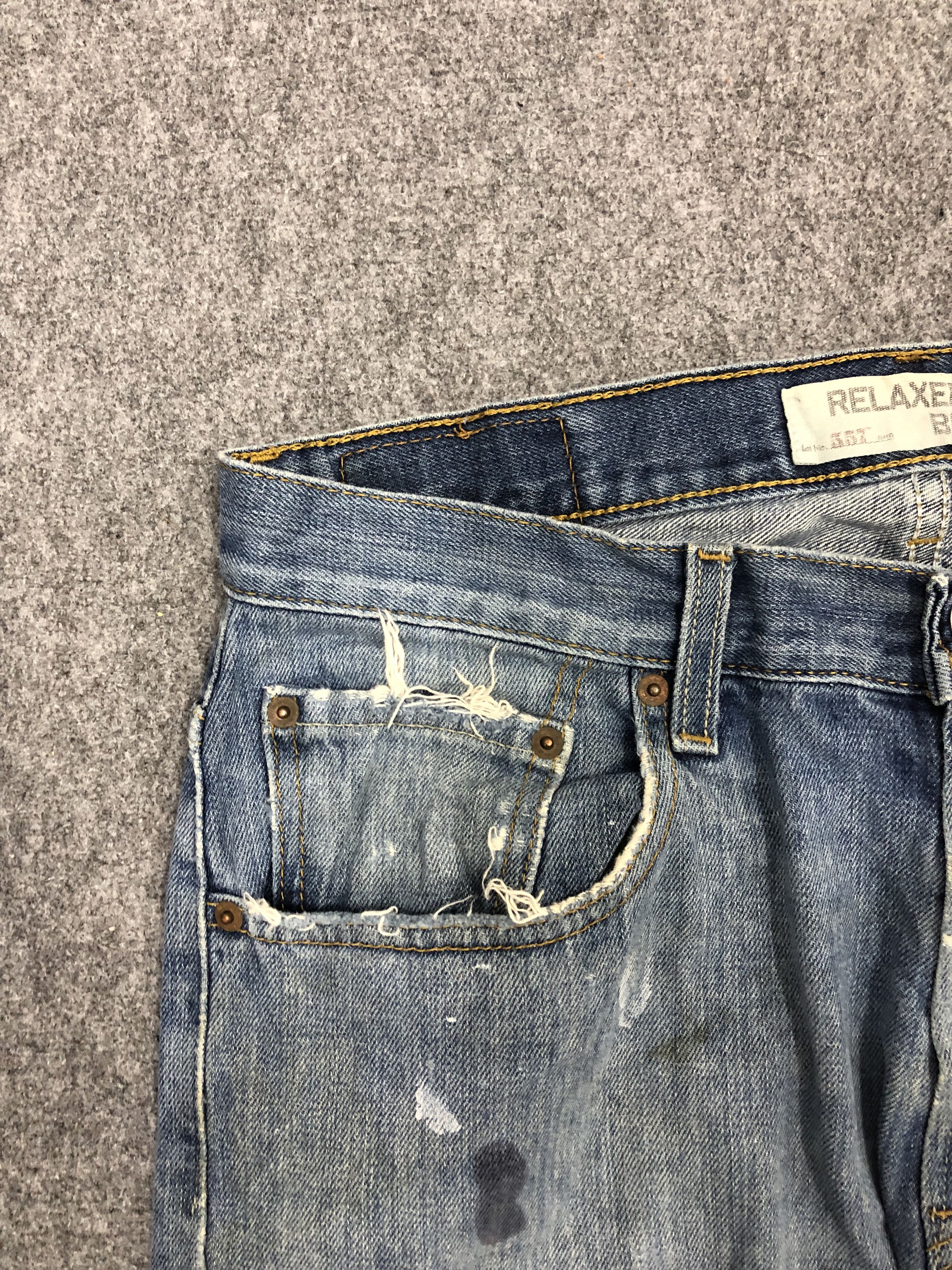 Levi's Vintage Distressed Levis 557 Flared Bootcut Jeans DP1095 Size US 34 / EU 50 - 9 Thumbnail