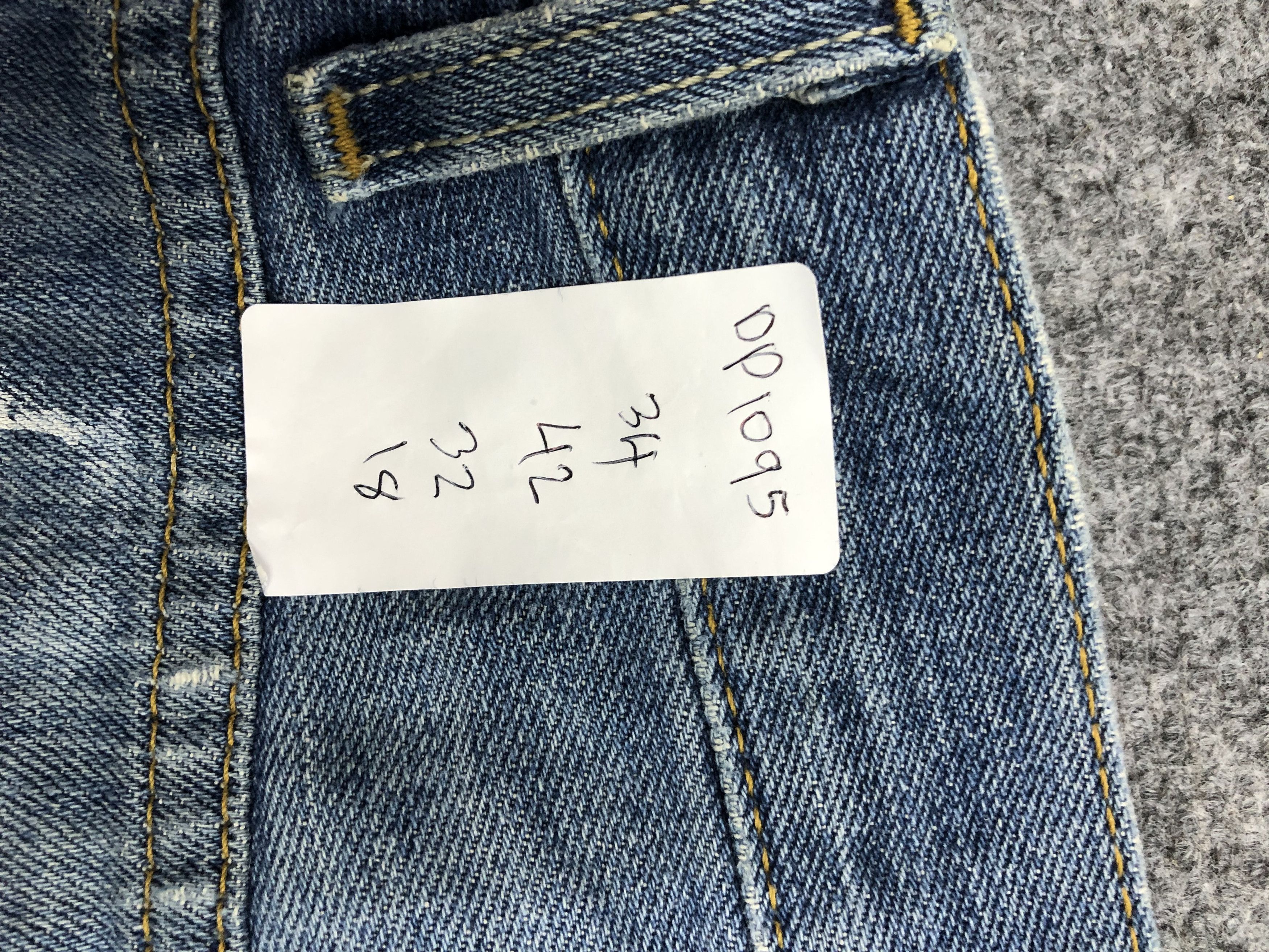 Levi's Vintage Distressed Levis 557 Flared Bootcut Jeans DP1095 Size US 34 / EU 50 - 16 Thumbnail