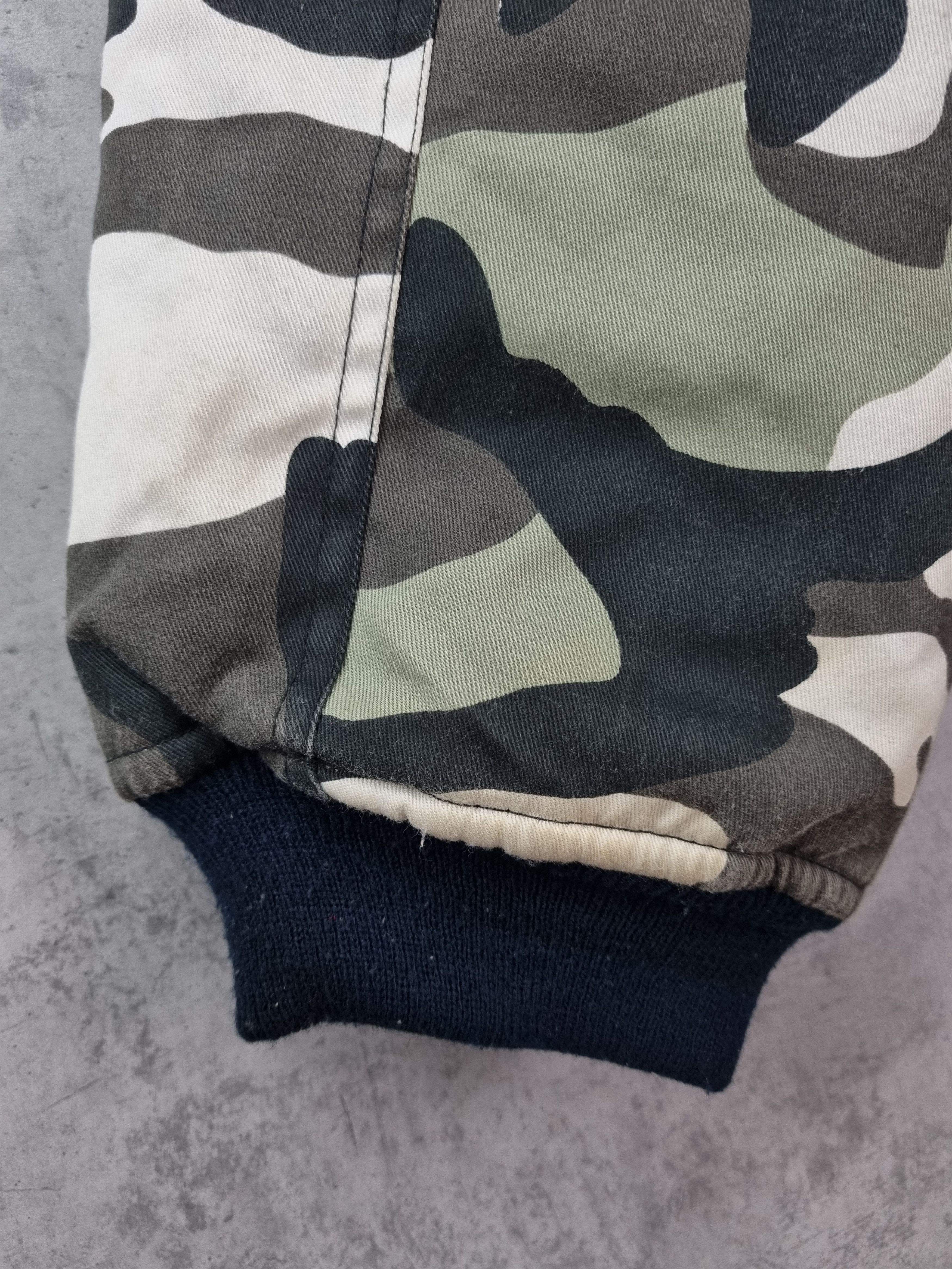 Vintage Alpha 2 Side Black Bomber Jacket Arctic Camo RAF SIMONS Size US L / EU 52-54 / 3 - 14 Thumbnail