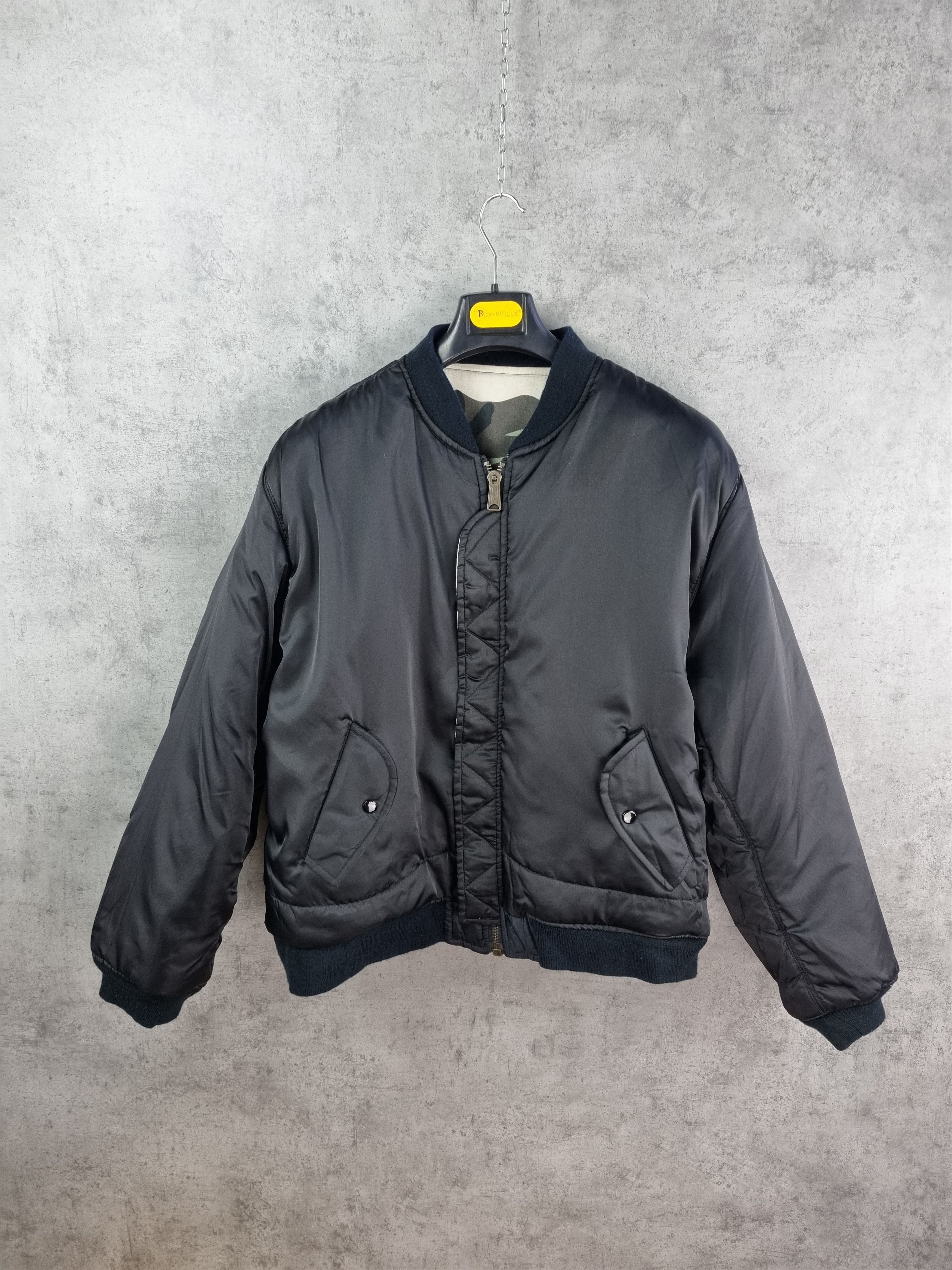 Vintage Alpha 2 Side Black Bomber Jacket Arctic Camo RAF SIMONS Size US L / EU 52-54 / 3 - 5 Thumbnail