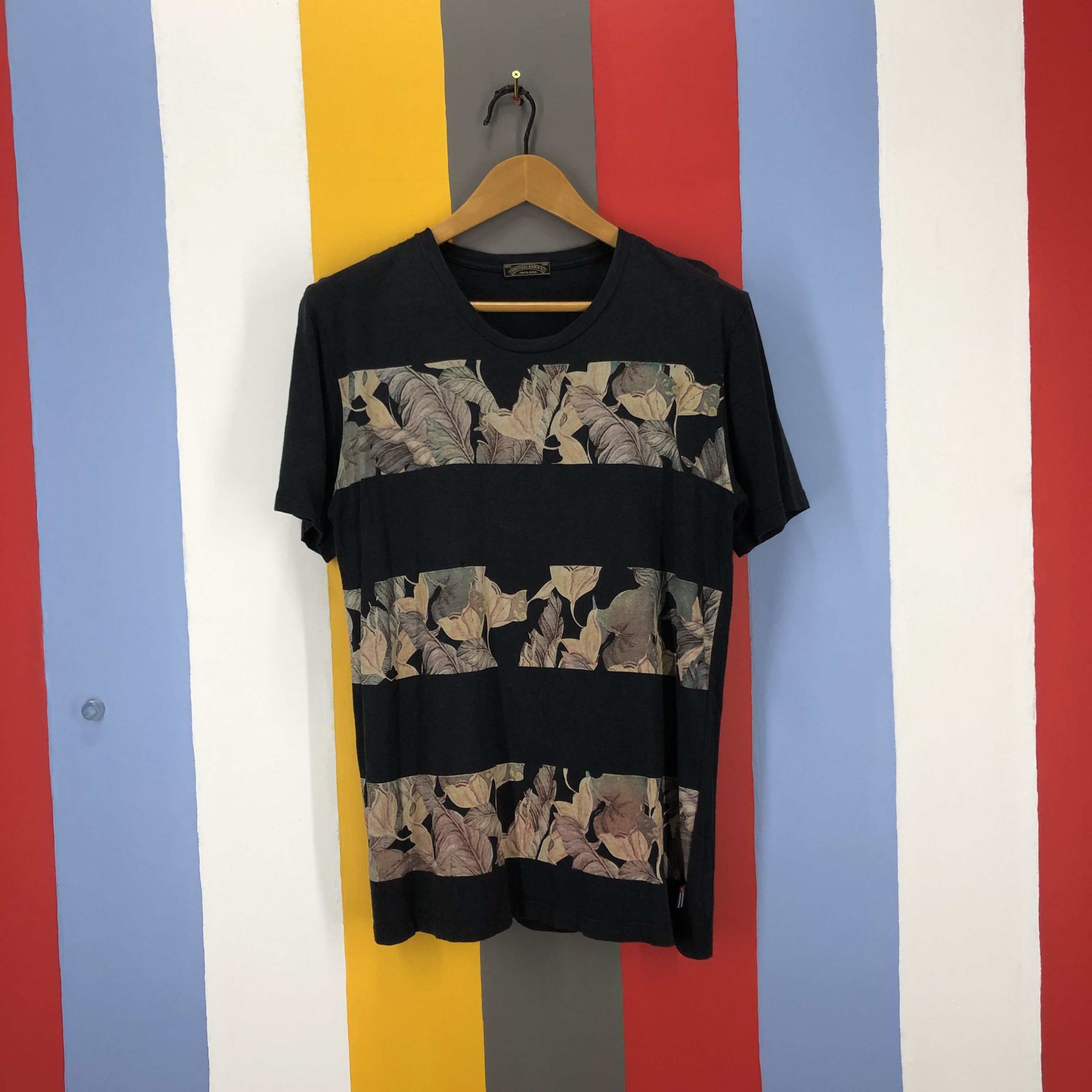 Japanese Brand 291295 HOMME Crew Neck T Shirt Flower Print #0909/AH Size US M / EU 48-50 / 2 - 1 Thumbnail