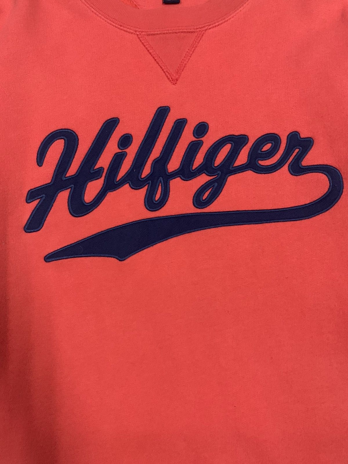 Tommy Hilfiger Tommy Hilfiger SpellOut Embroidery Crewneck Pullover Sweater Size US M / EU 48-50 / 2 - 5 Thumbnail