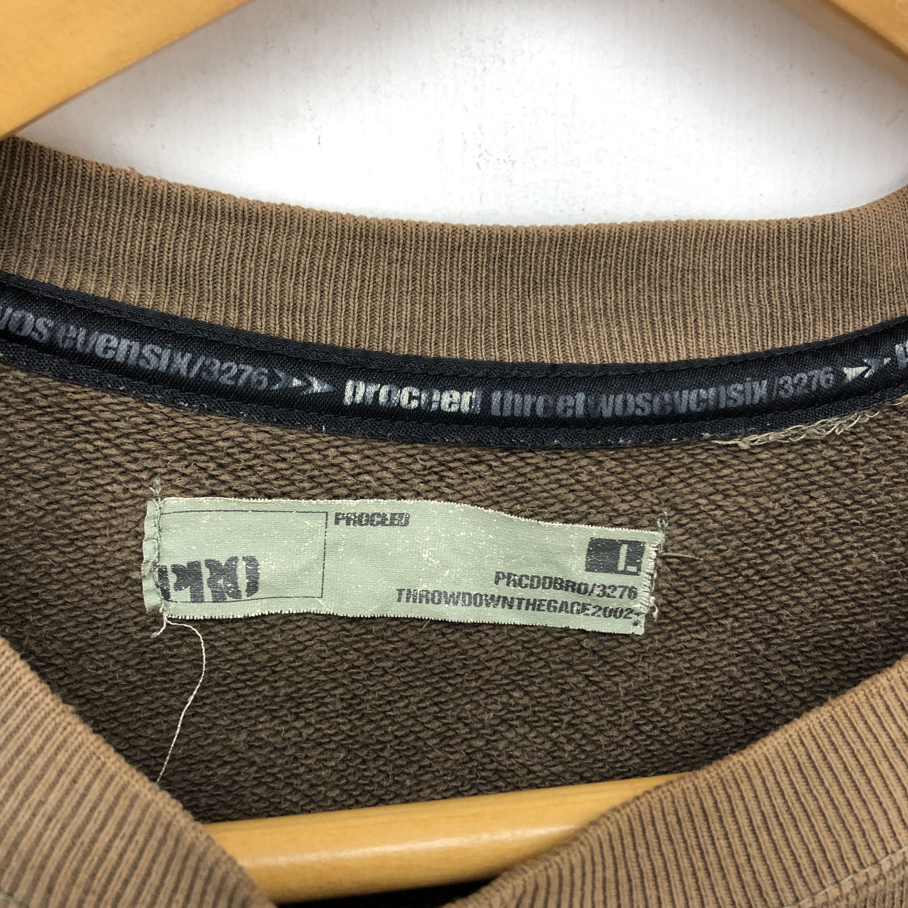 Vintage Y2K PROCEED THROW DOWN THE GAGE 2002 Sweatshirt #1466-53 Size US L / EU 52-54 / 3 - 4 Thumbnail