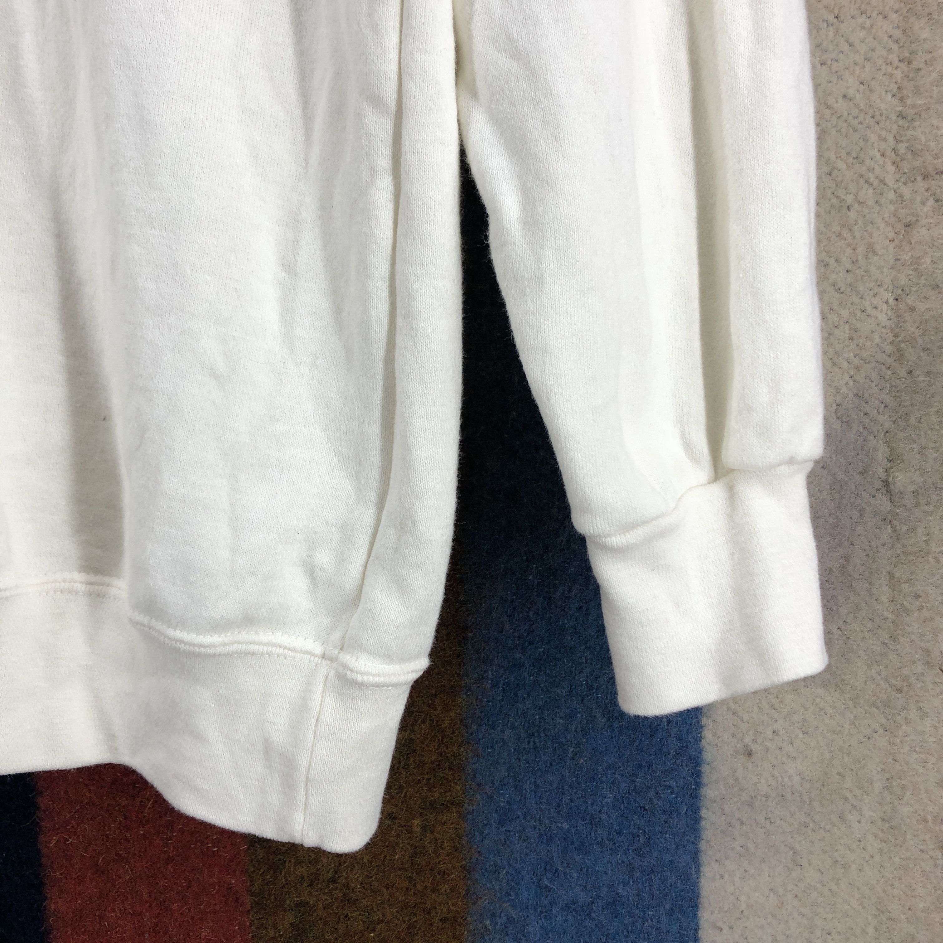Japanese Brand Vintage YUJIRO ISHIHARA Crew Neck Sweatshirt #0395/Q Size US S / EU 44-46 / 1 - 3 Thumbnail