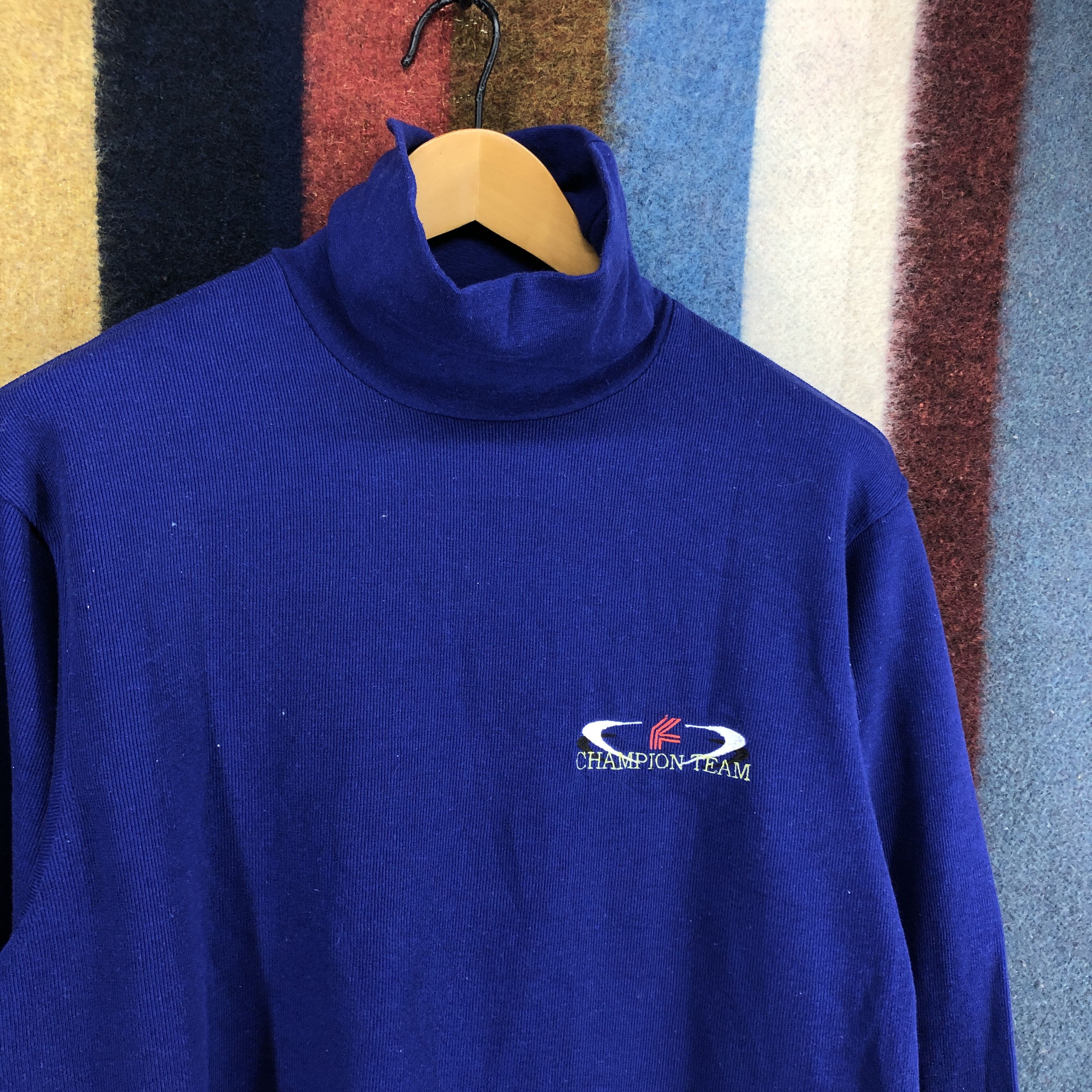Japanese Brand CHAMPION TEAM by FABLICE Turtle Neck Sweatshirt #0544/W Size US L / EU 52-54 / 3 - 3 Thumbnail