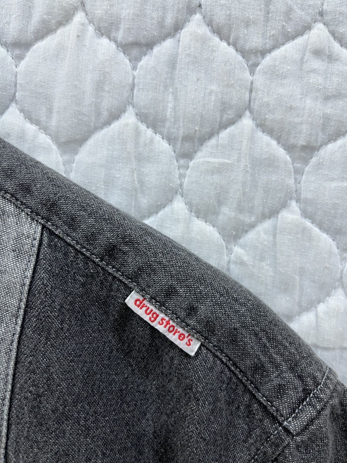 Japanese Brand (Hhhh). VINTAGE DRUG STORES SHIRTS Size US L / EU 52-54 / 3 - 7 Thumbnail