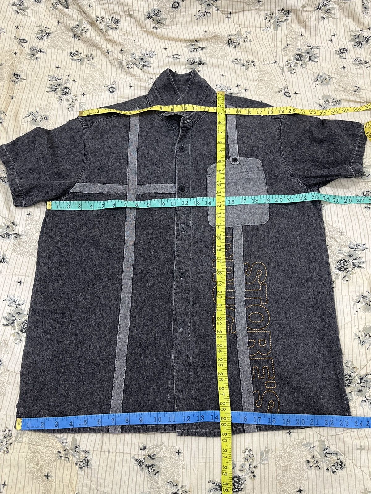 Japanese Brand (Hhhh). VINTAGE DRUG STORES SHIRTS Size US L / EU 52-54 / 3 - 10 Thumbnail