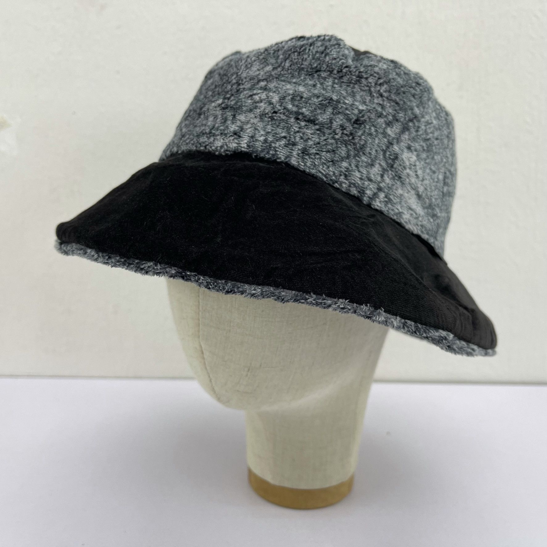 Japanese Brand Yukiko Kimijima Bucket Hats-BH3227 Size ONE SIZE - 4 Thumbnail