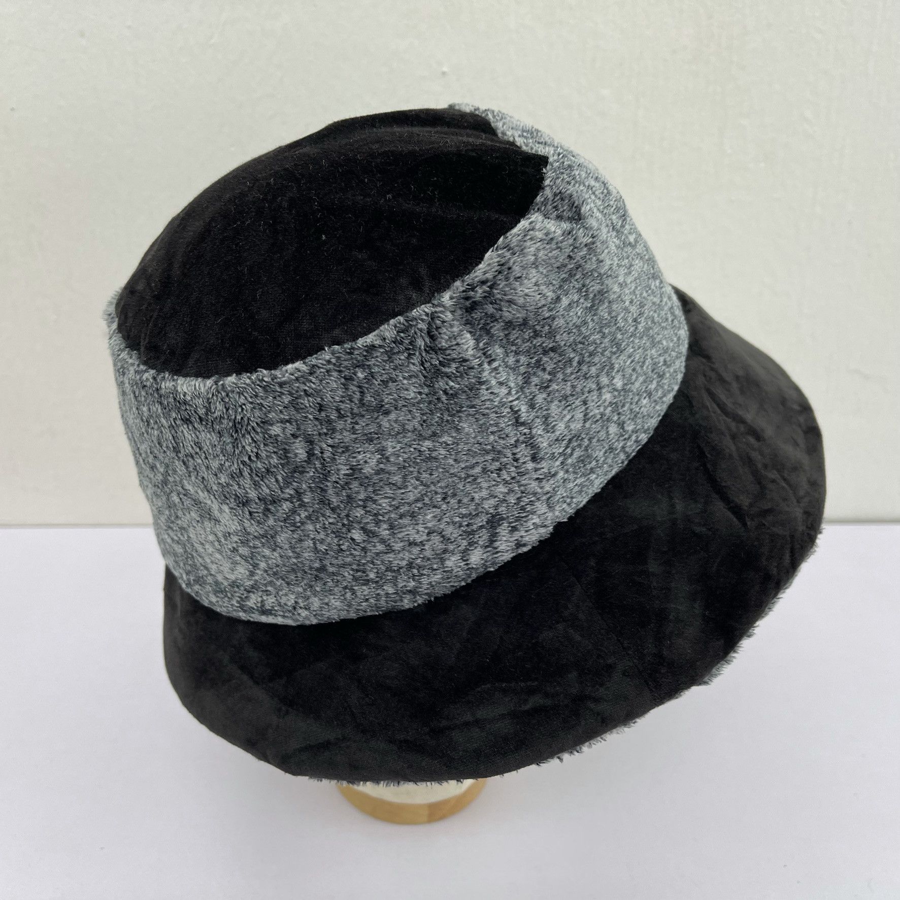 Japanese Brand Yukiko Kimijima Bucket Hats-BH3227 Size ONE SIZE - 6 Thumbnail