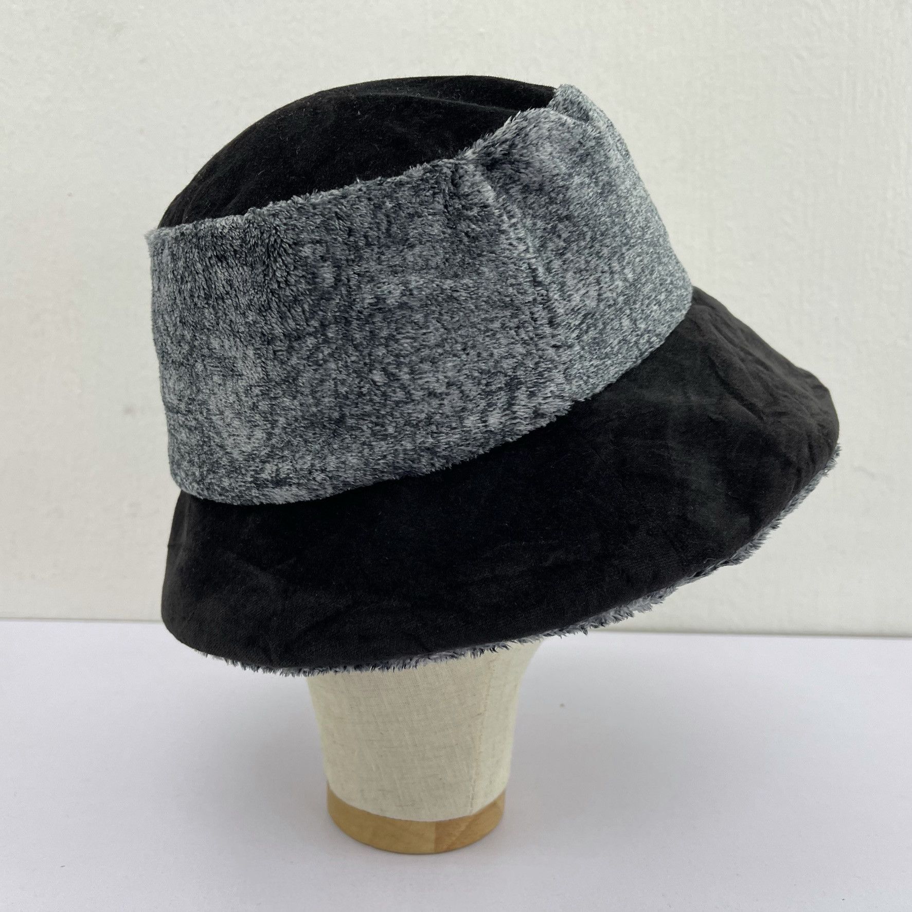 Japanese Brand Yukiko Kimijima Bucket Hats-BH3227 Size ONE SIZE - 5 Thumbnail
