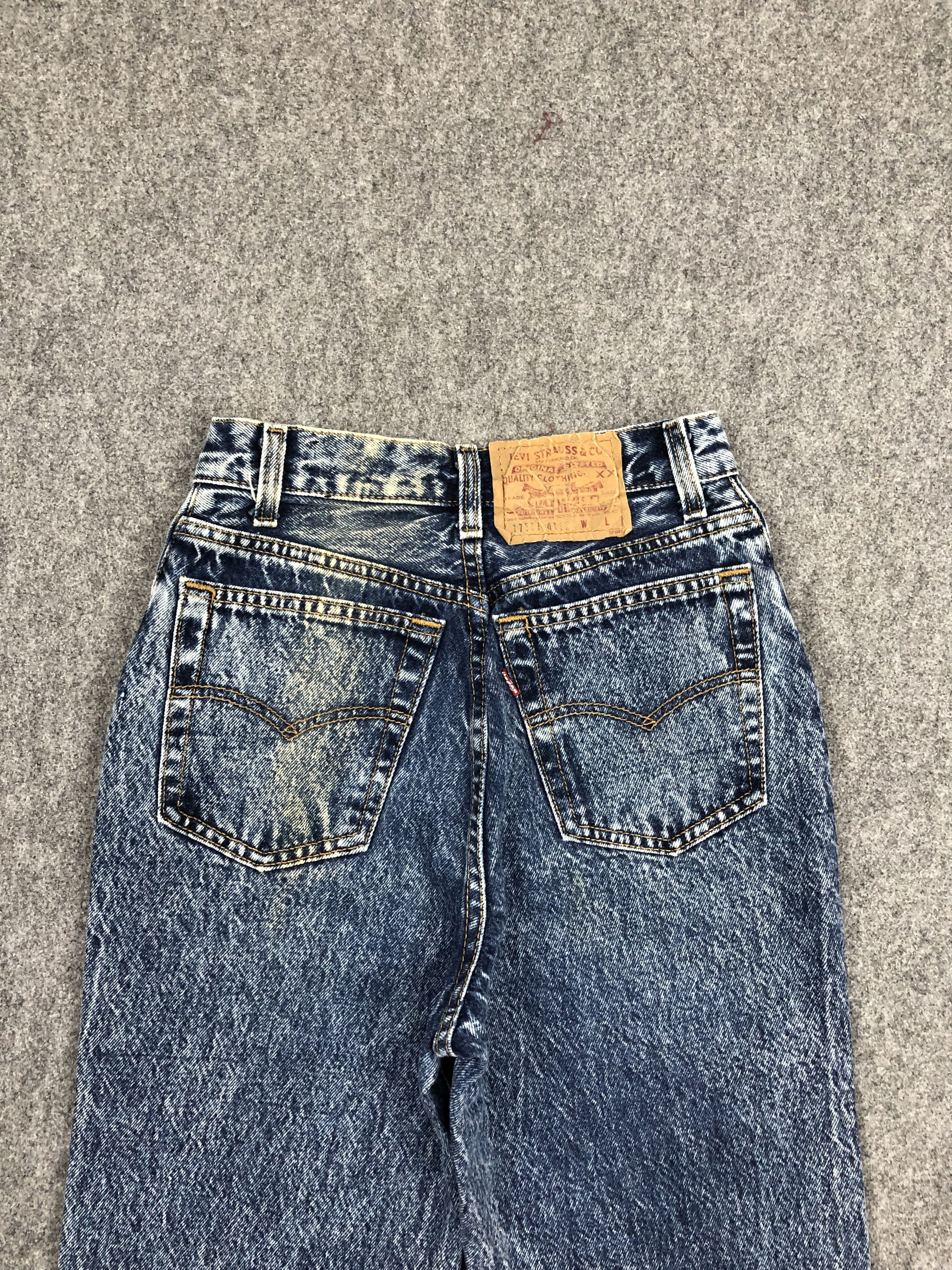 Levi's × Vintage Vintage 90s Levis 501 Acid Wash Jeans W24 DP1492 Size US 26 / EU 42 - 4 Thumbnail