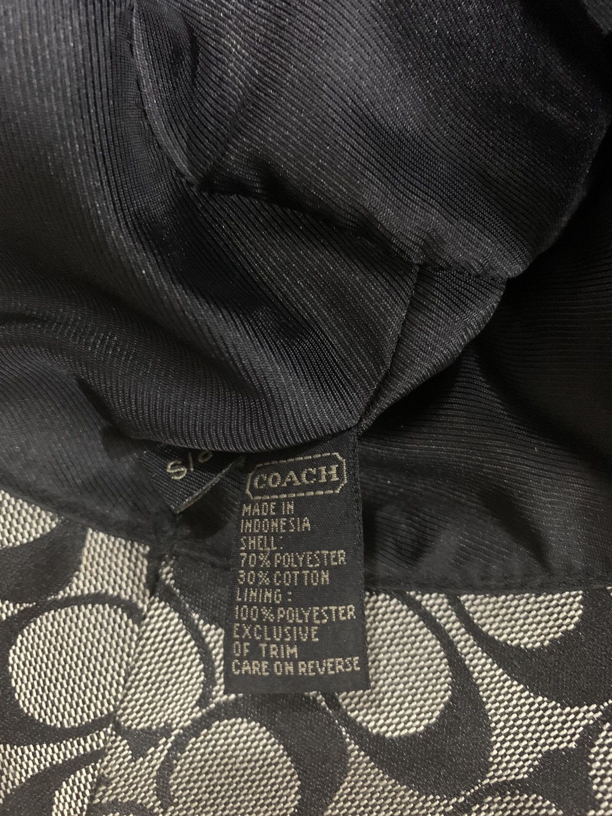 🔥 Vintage Coach Monogram Bucket Hat like new