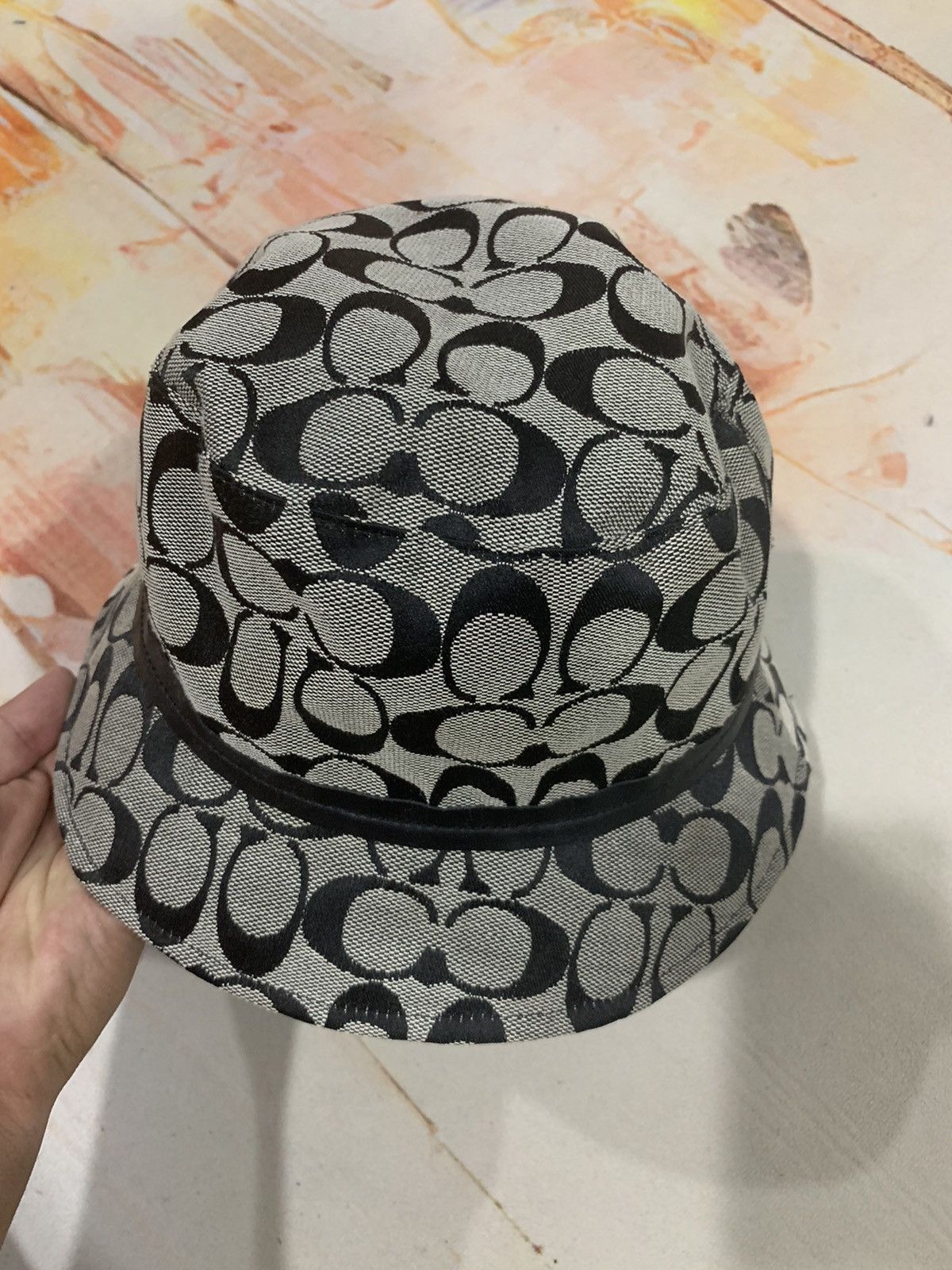 🔥 Vintage Coach Monogram Bucket Hat like new