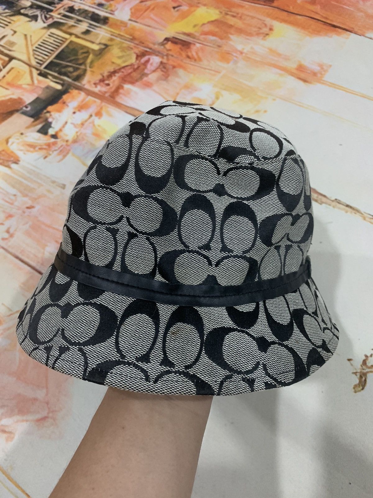 🔥 Vintage Coach Monogram Bucket Hat like new