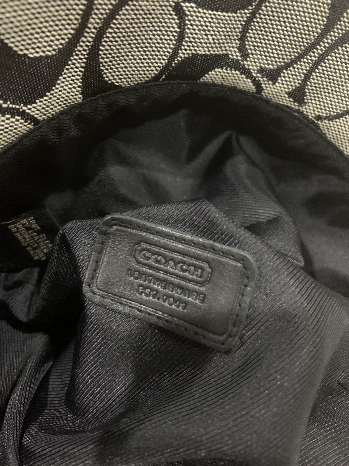 🔥 Vintage Coach Monogram Bucket Hat like new