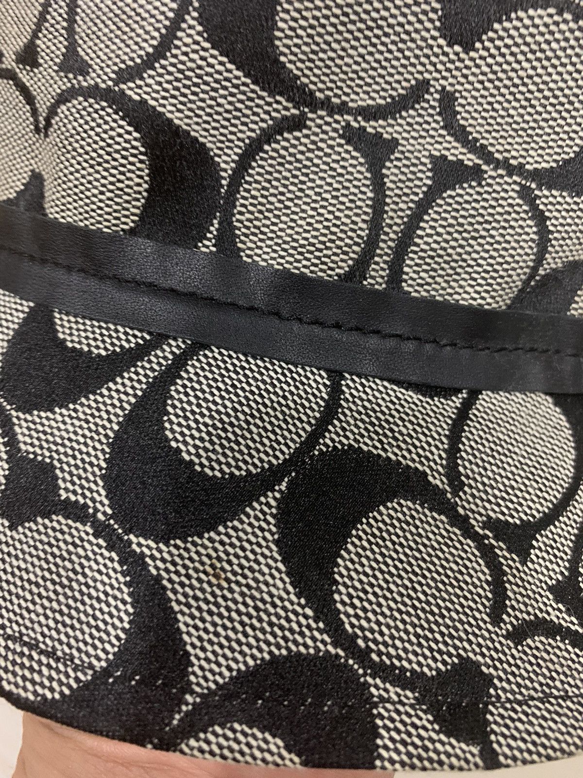 🔥 Vintage Coach Monogram Bucket Hat like new