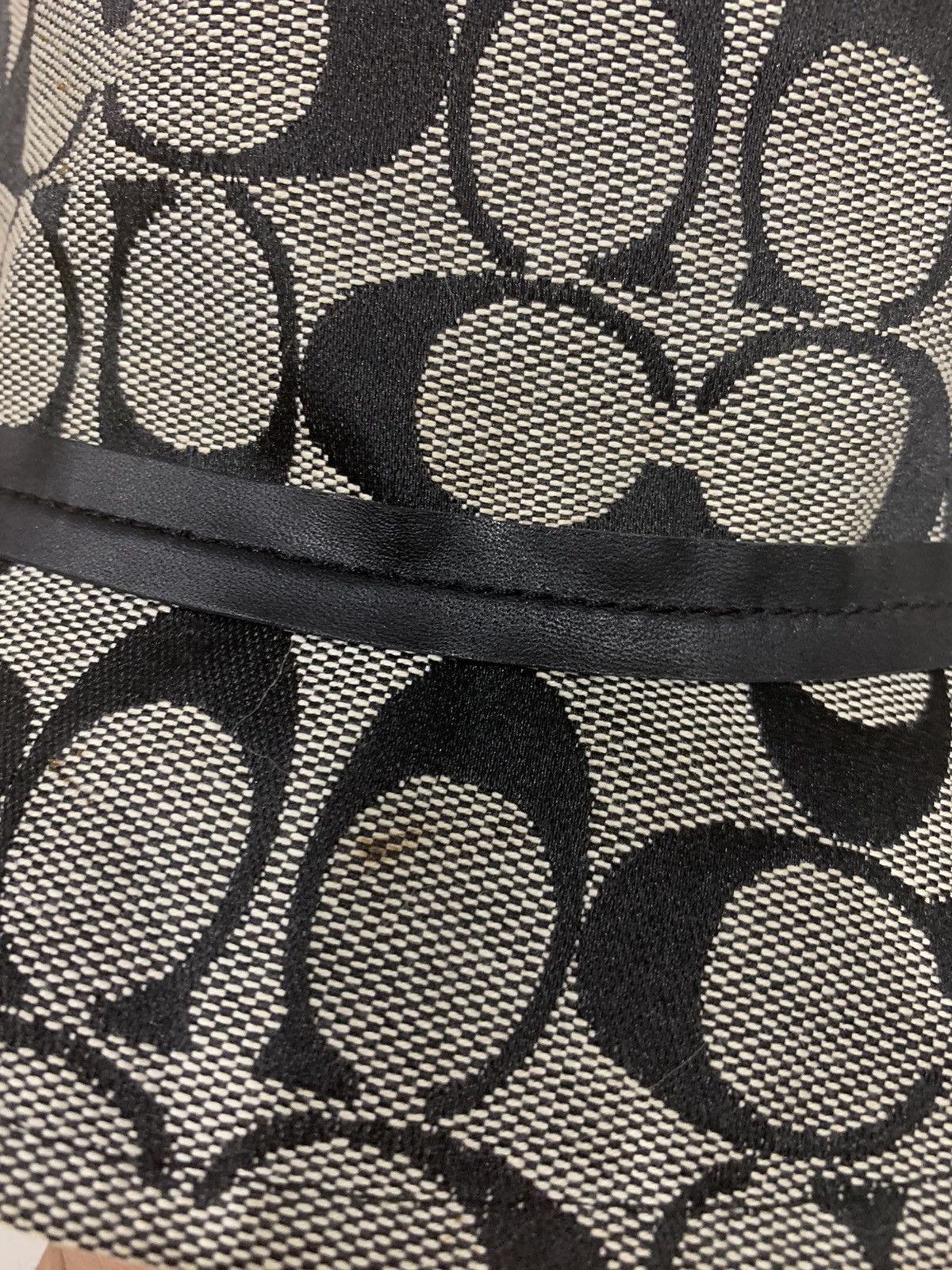 🔥 Vintage Coach Monogram Bucket Hat like new