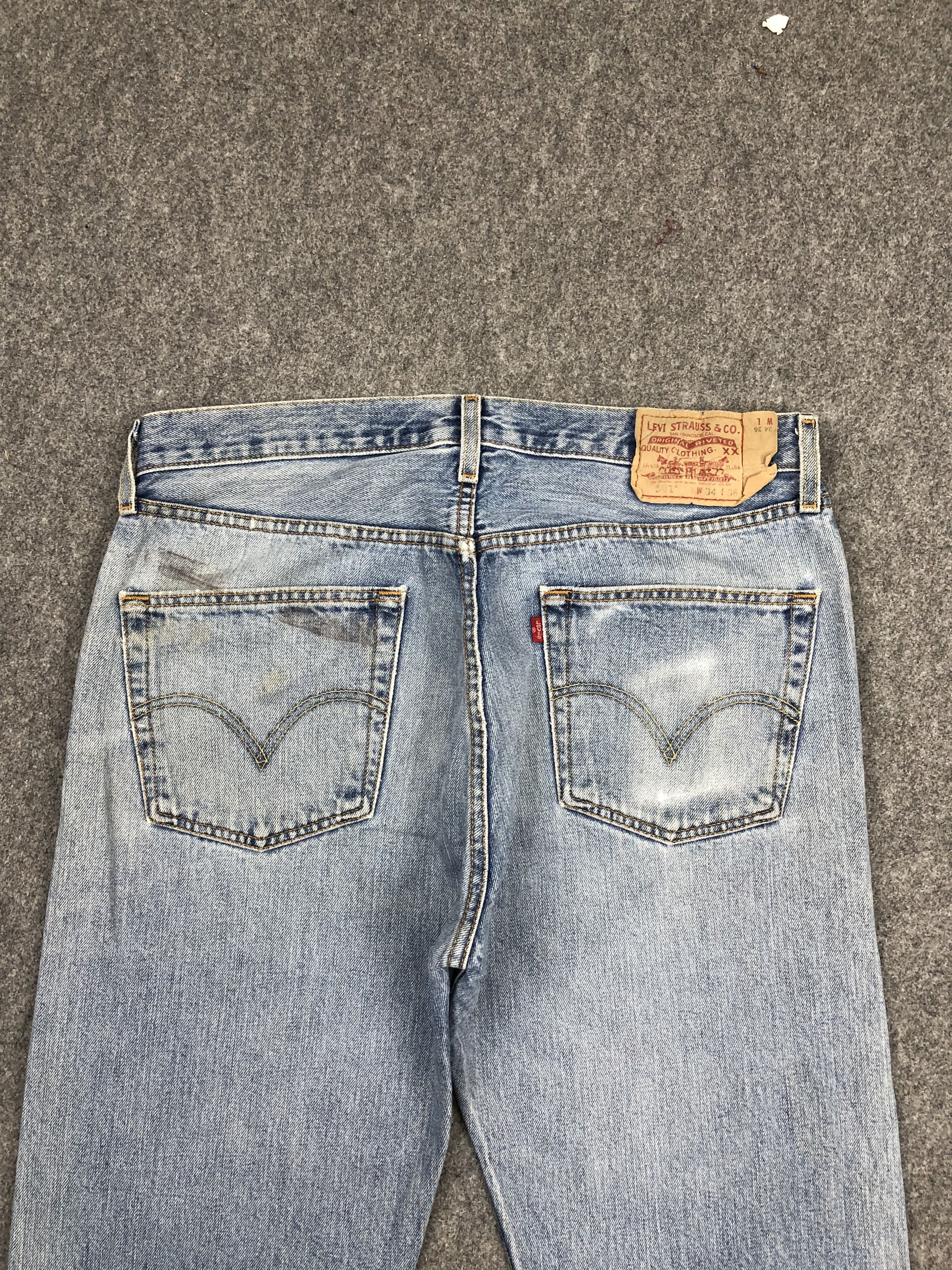 Levi's Vintage Levis 501 Faded Blue Jeans DP1493 Size US 35 - 4 Thumbnail