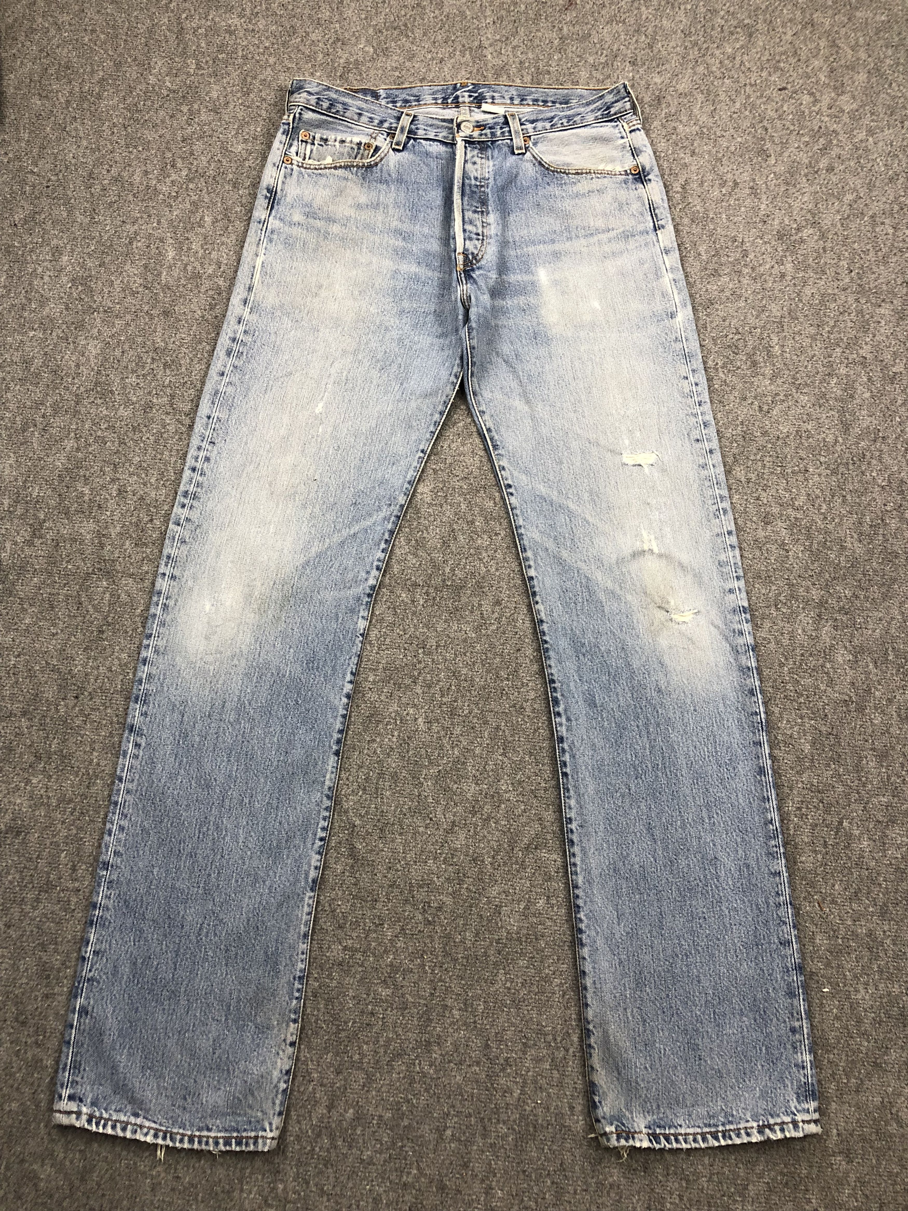 Levi's Vintage Levis 501 Faded Blue Jeans DP1493 Size US 35 - 1 Thumbnail