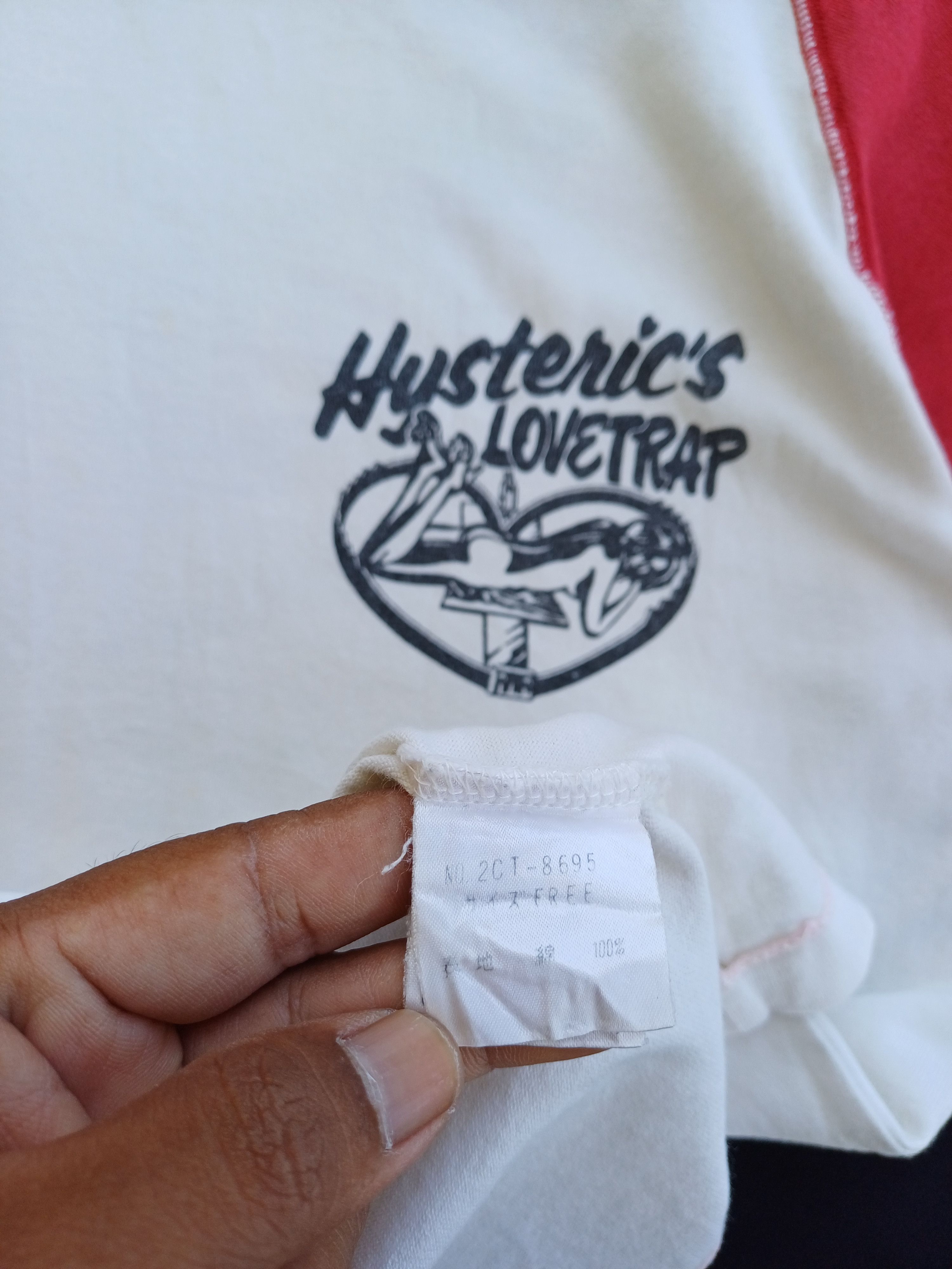 Hysteric Glamour Rare Vintage Hysteric Glamour Lovetrap Tshirt Size US S / EU 44-46 / 1 - 12 Thumbnail