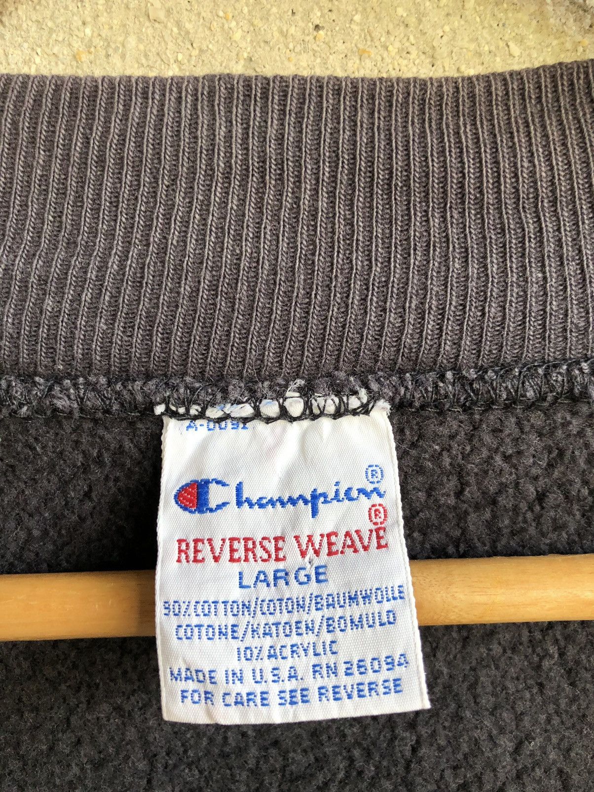 Champion Vintage 90s CHAMPION Reverse Weave button up sweater Size US L / EU 52-54 / 3 - 7 Thumbnail