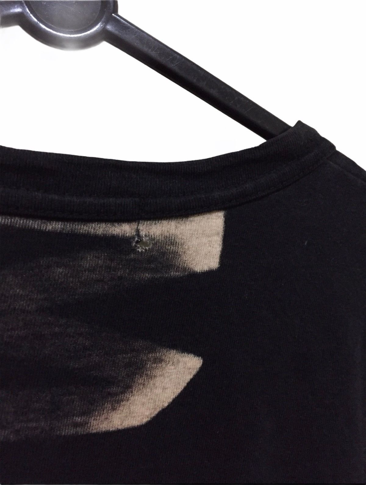 Comme des Garcons Rare!!! Comme Des Garçons Homme Big Logo Paint Print Tshirt Size US S / EU 44-46 / 1 - 7 Thumbnail