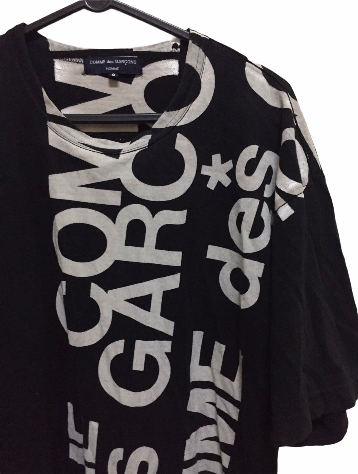 Comme des Garcons Rare!!! Comme Des Garçons Homme Big Logo Paint Print Tshirt Size US S / EU 44-46 / 1 - 2 Thumbnail