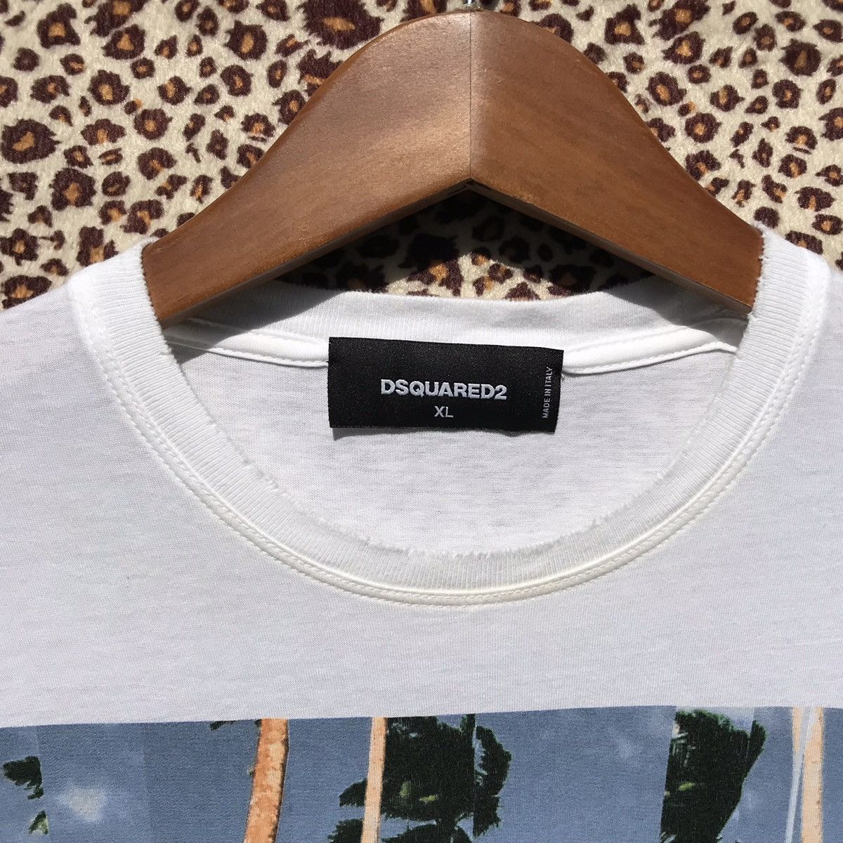 Dsquared2 × Vintage 🔥Distressed🔥Dsquared2 Graphic Shirt Vintage Dsquared2 Size US M / EU 48-50 / 2 - 8 Thumbnail