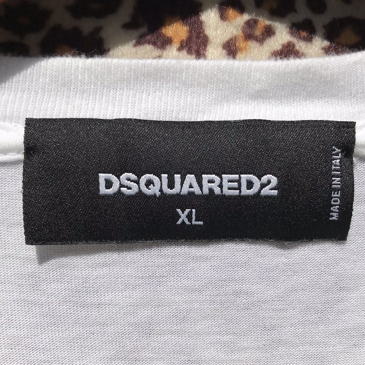 Dsquared2 × Vintage 🔥Distressed🔥Dsquared2 Graphic Shirt Vintage Dsquared2 Size US M / EU 48-50 / 2 - 11 Thumbnail