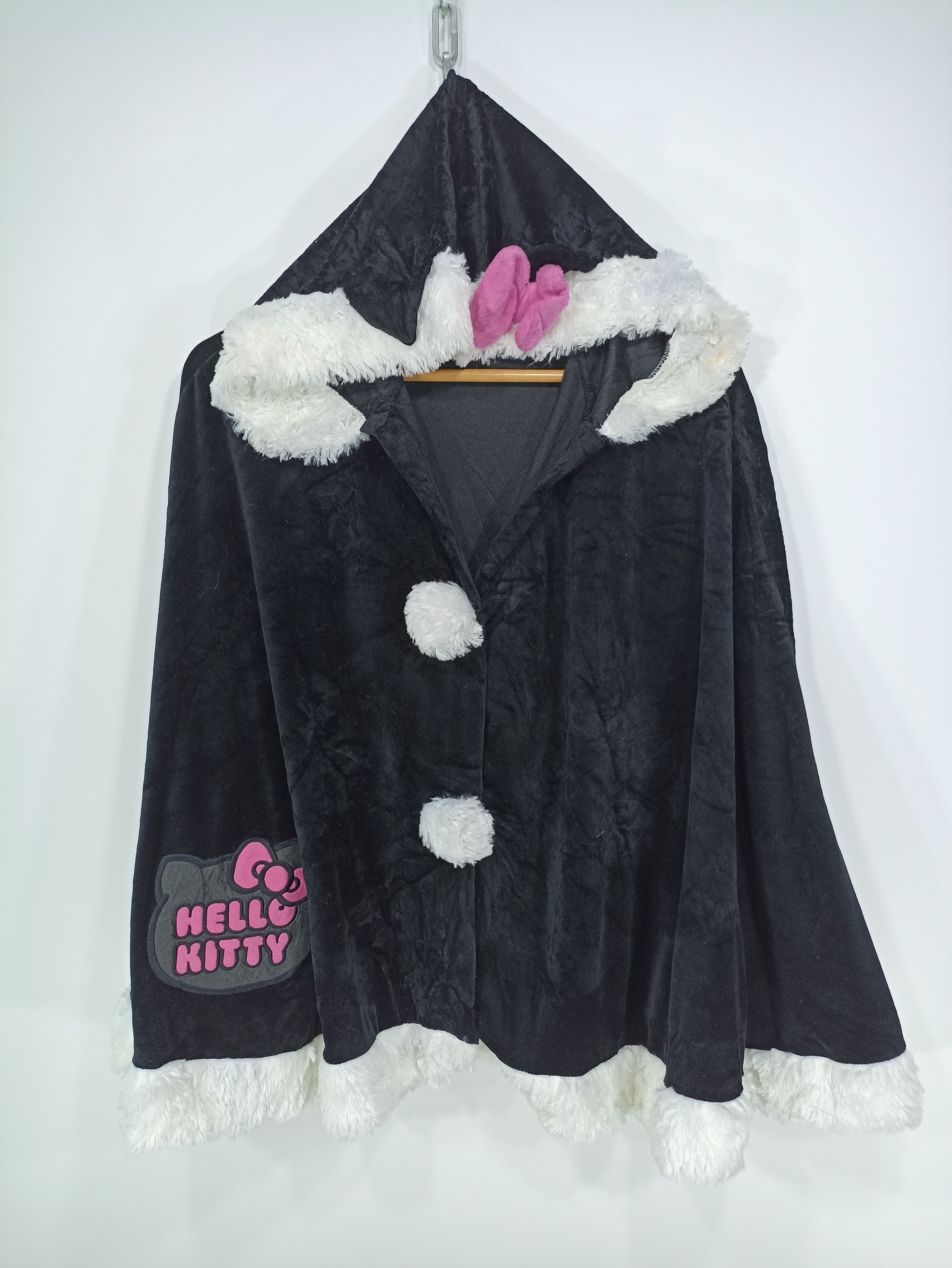 Anime × Cartoon Network × Japanese Brand Vintage Poncho Hello kitty Valvet Size US L / EU 52-54 / 3 - 1 Thumbnail