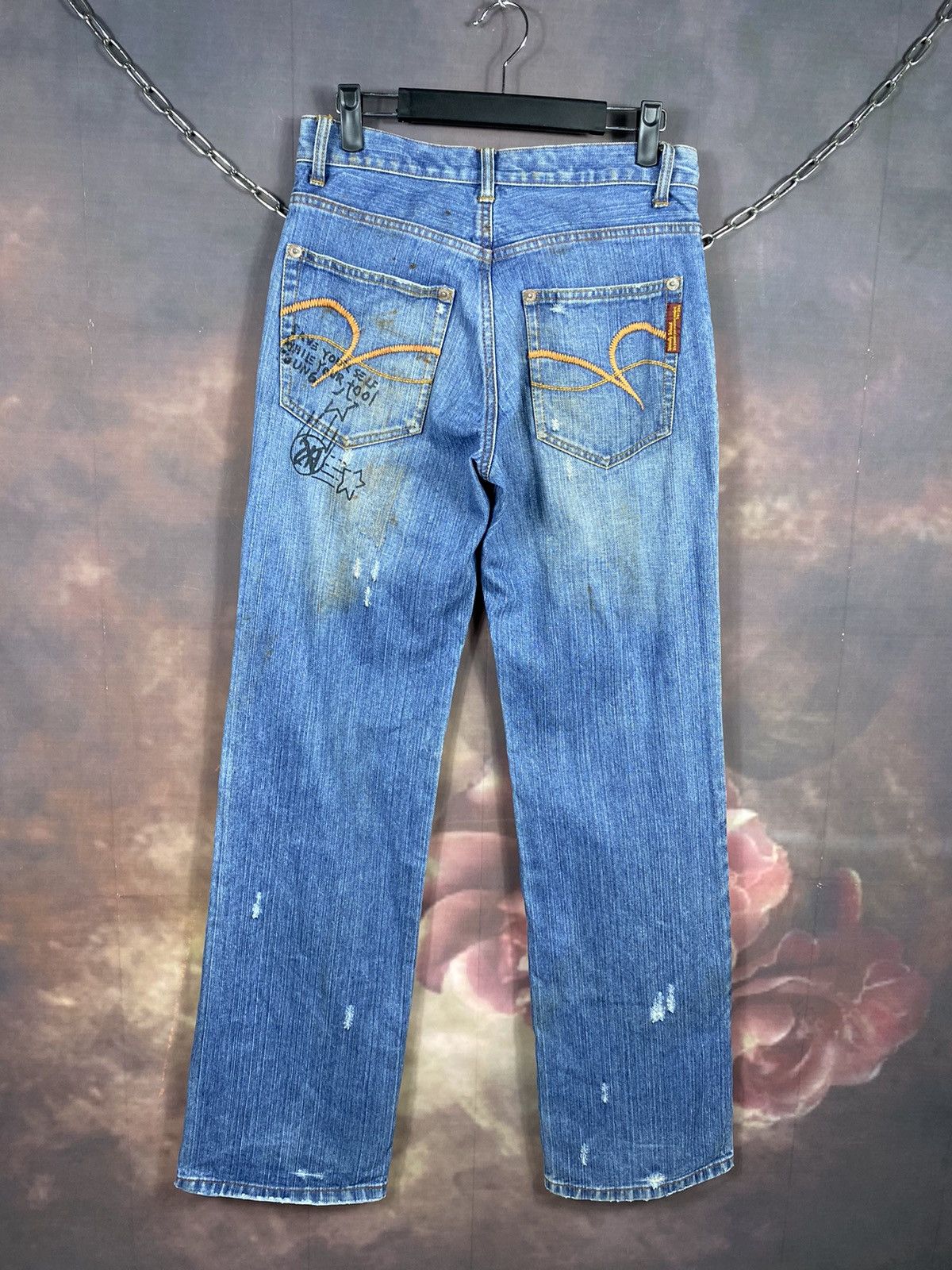 Japanese Brand Vintage 291295 Homme Spell Out Distressed Jeans 29x33 Size US 30 / EU 46 - 2 Thumbnail