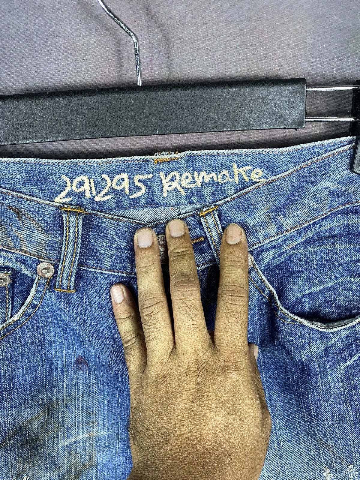 Japanese Brand Vintage 291295 Homme Spell Out Distressed Jeans 29x33 Size US 30 / EU 46 - 8 Thumbnail