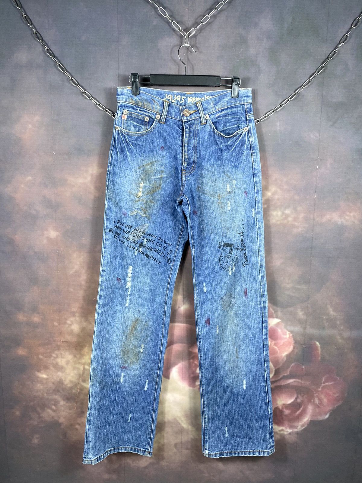 Japanese Brand Vintage 291295 Homme Spell Out Distressed Jeans 29x33 Size US 30 / EU 46 - 1 Thumbnail