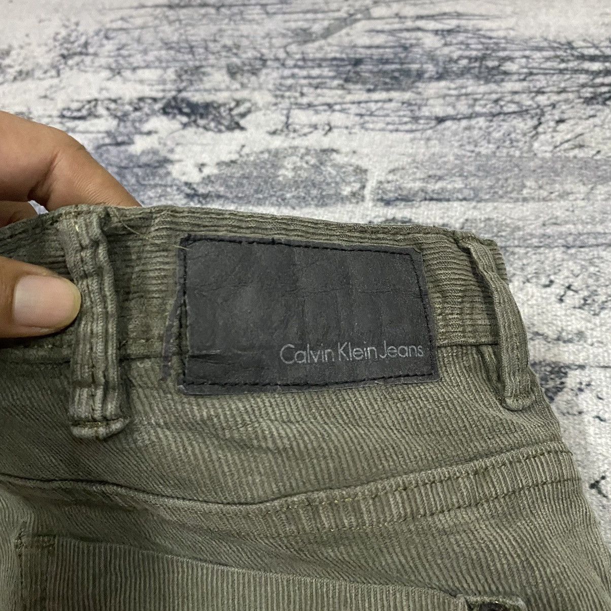 Calvin Klein × Vintage Vintage Calvin Klien Faded Corduroy Pants Size US 40 / EU 56 - 12 Thumbnail