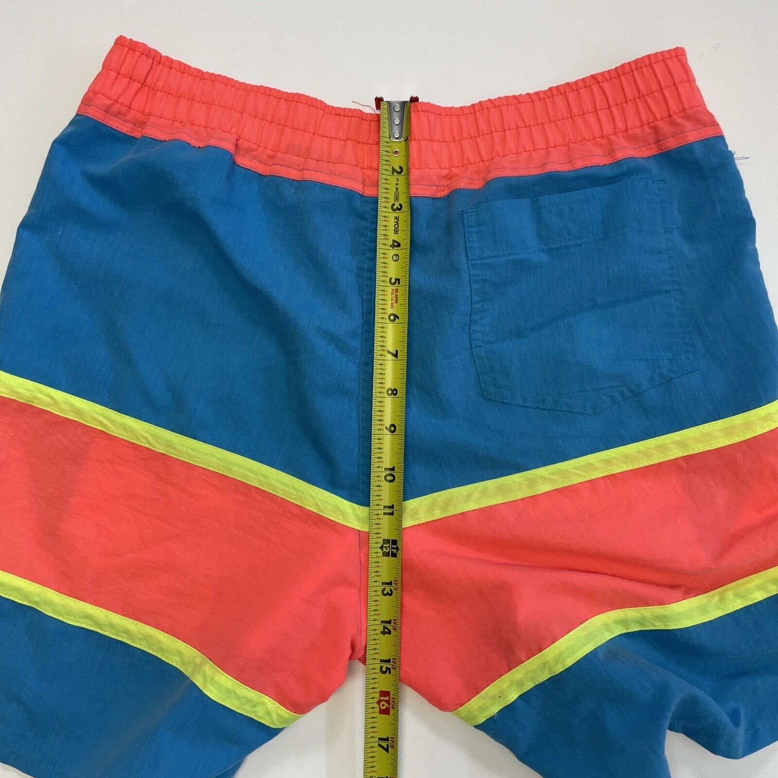 Vintage Vintage 80s Beach Club Board Shorts Stained M Size US 35 - 5 Thumbnail