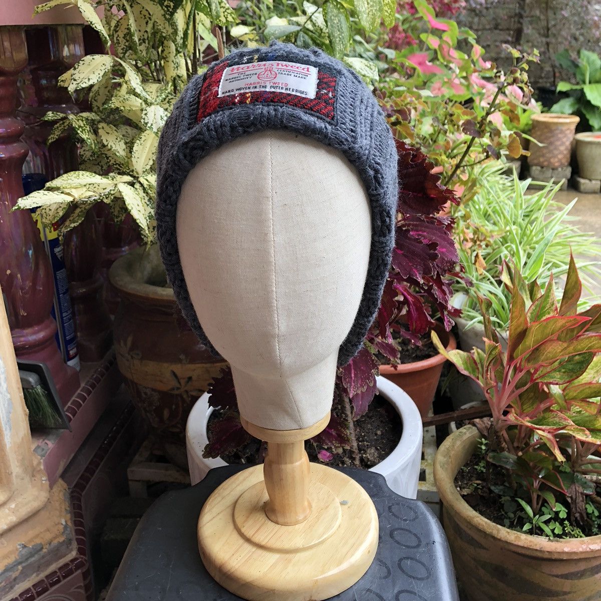 Designer × Harris Tweed 🔥Rare🔥Harris Tweed Patchwork Winter Beanie Snow Cap B132 Size ONE SIZE - 1 Thumbnail