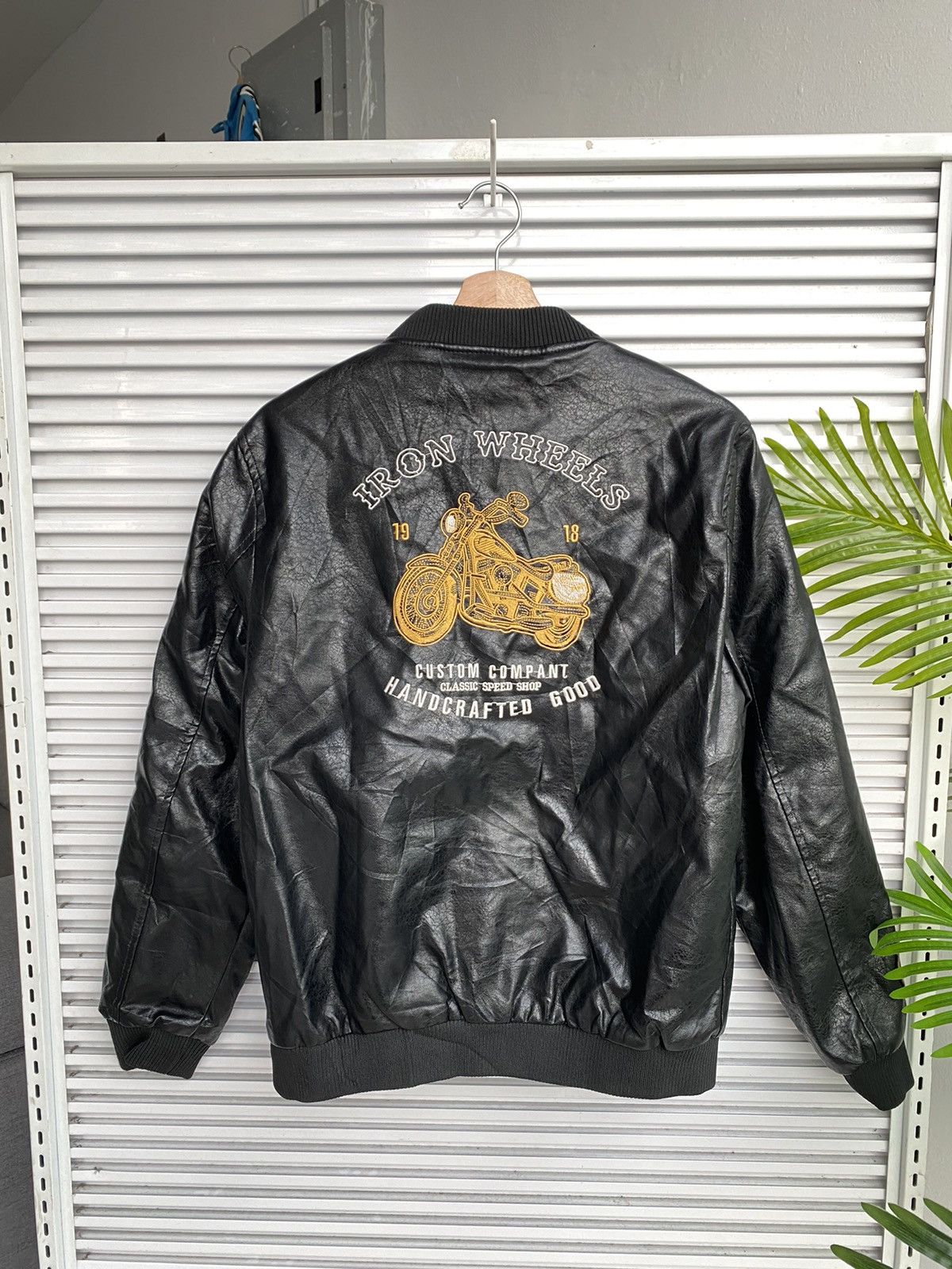 Genuine Leather Vintage Leather Iron Wheels Motorcycle Jacket Size US M / EU 48-50 / 2 - 6 Thumbnail