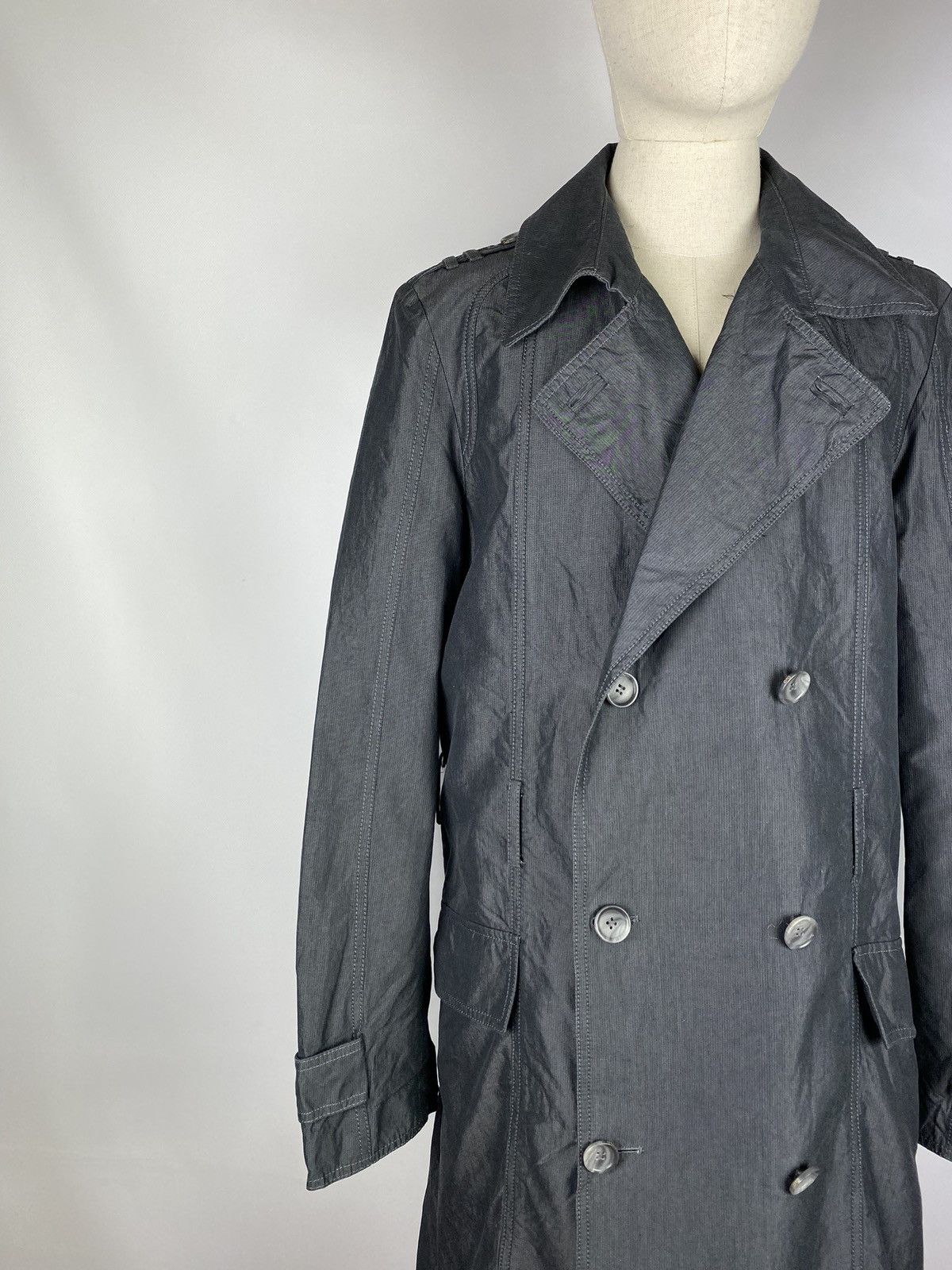 Dolce & Gabbana D&G Dolce & Gabbana men’s double breasted trench coat Size US M / EU 48-50 / 2 - 2 Thumbnail