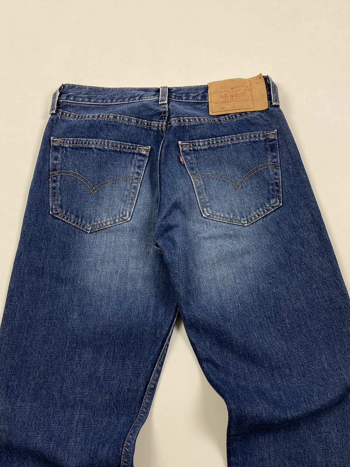 Levi's 1990’s Vintage Levi’s 501 Washed Jeans Pants Made in USA Size US 31 - 9 Thumbnail