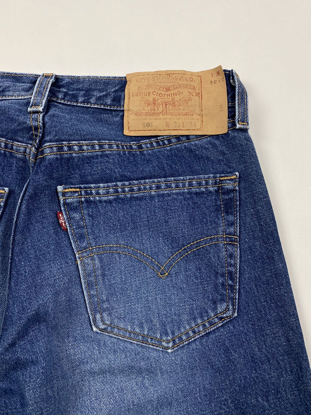 Levi's 1990’s Vintage Levi’s 501 Washed Jeans Pants Made in USA Size US 31 - 10 Thumbnail