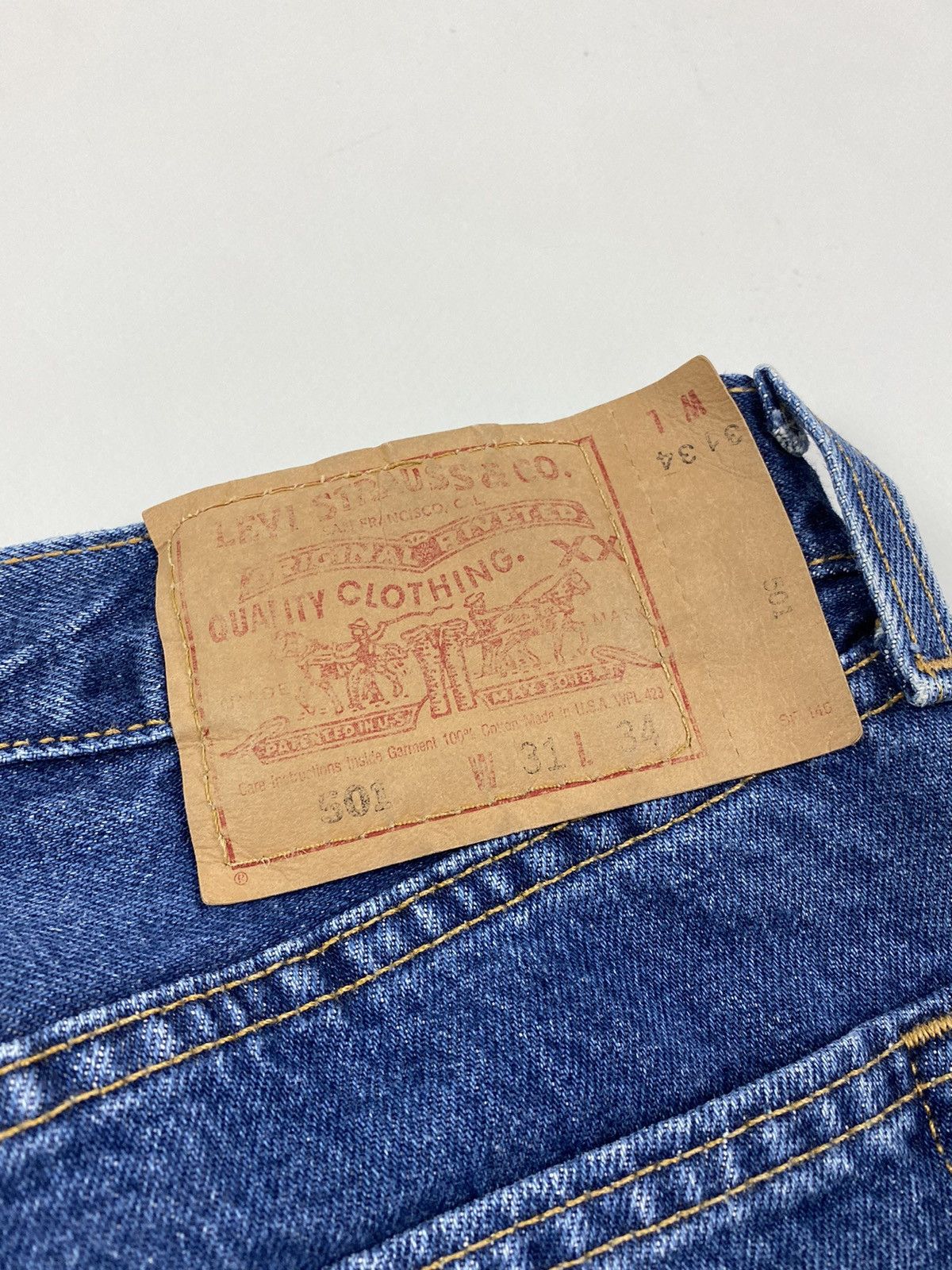 Levi's 1990’s Vintage Levi’s 501 Washed Jeans Pants Made in USA Size US 31 - 11 Thumbnail