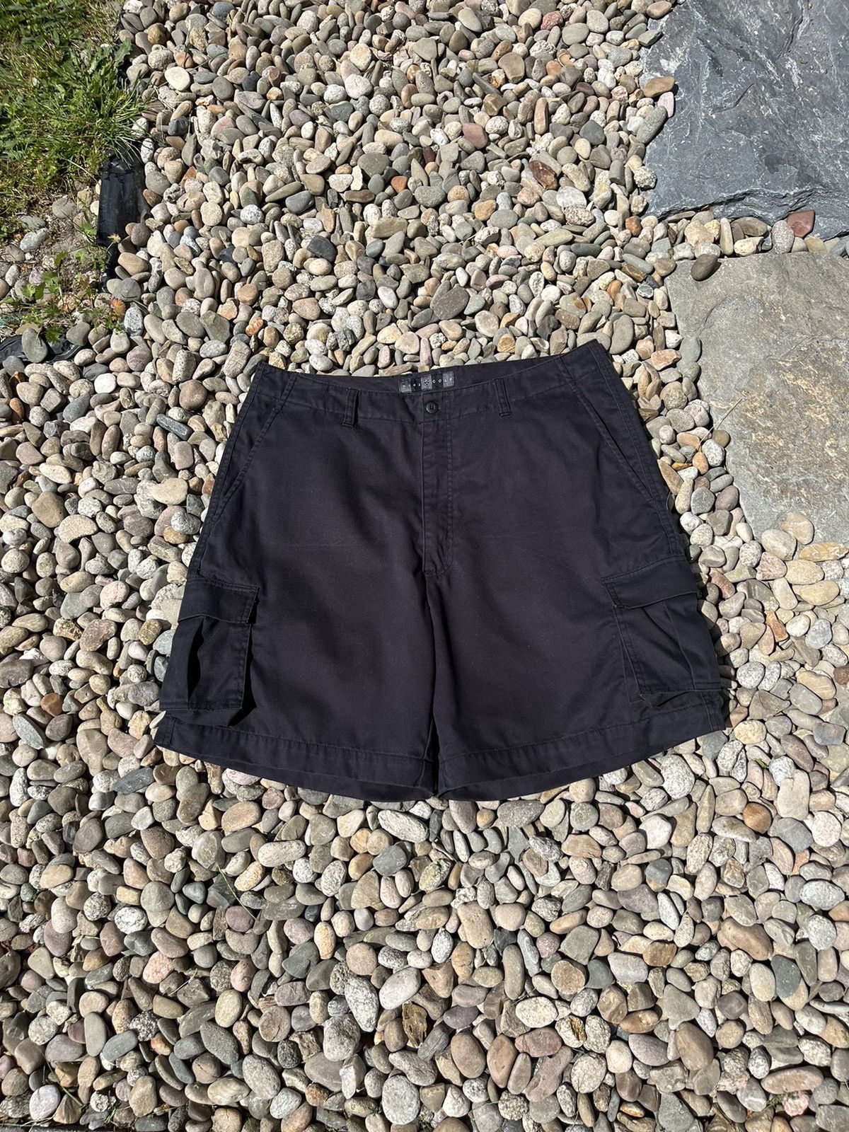 Nike vintage shorts cargo trousers golf pocket swoosh y2k