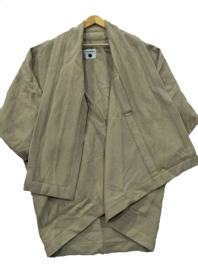 Issey Miyake Vintage 80's Issey Miyake Deformation wool coat free size. Size US M / EU 48-50 / 2 - 4 Thumbnail