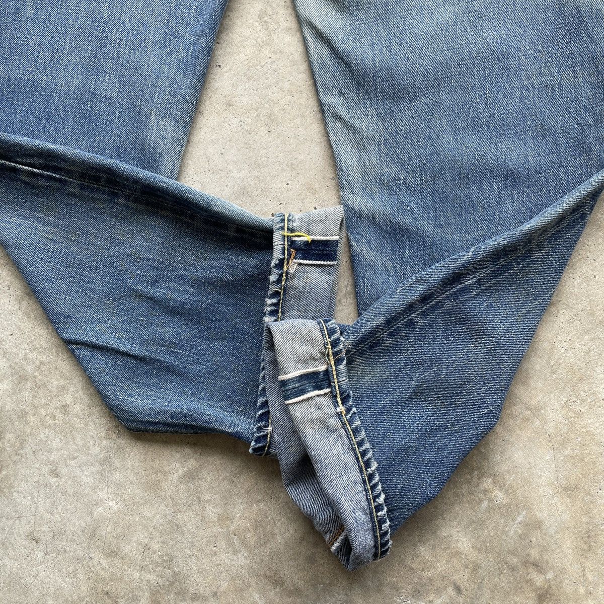 Levi's Vintage Clothing 70s Vintage Levi's 501 Made In USA Distressed Jeans 29x28 Size US 29 - 14 Thumbnail