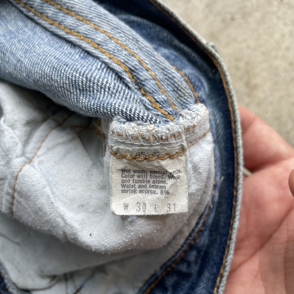 Levi's Vintage Clothing 70s Vintage Levi's 501 Made In USA Distressed Jeans 29x28 Size US 29 - 9 Thumbnail