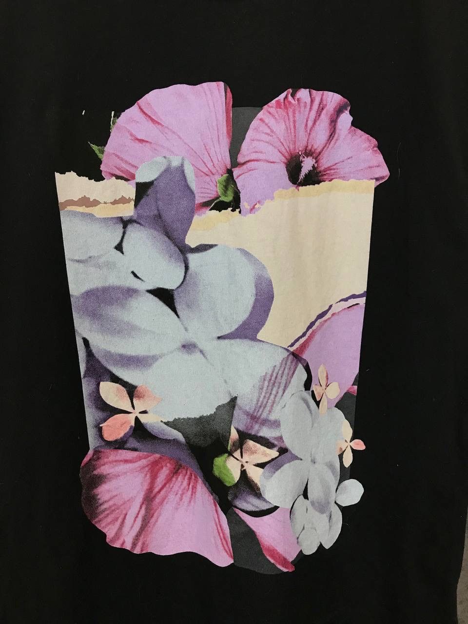 Designer Helena Christensen x H&M designer art tee Size US S / EU 44-46 / 1 - 3 Thumbnail
