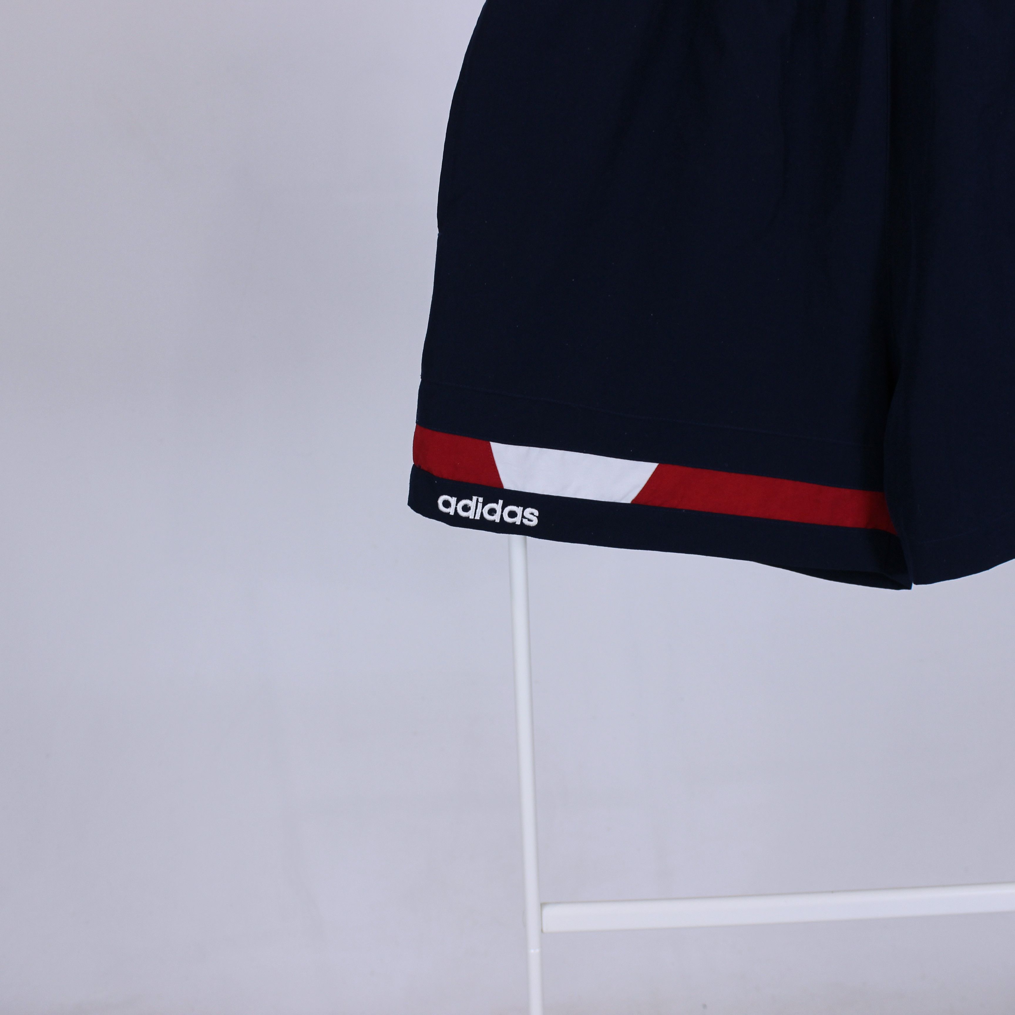 Adidas Vintage adidas shorts rare Size US 34 / EU 50 - 2 Thumbnail
